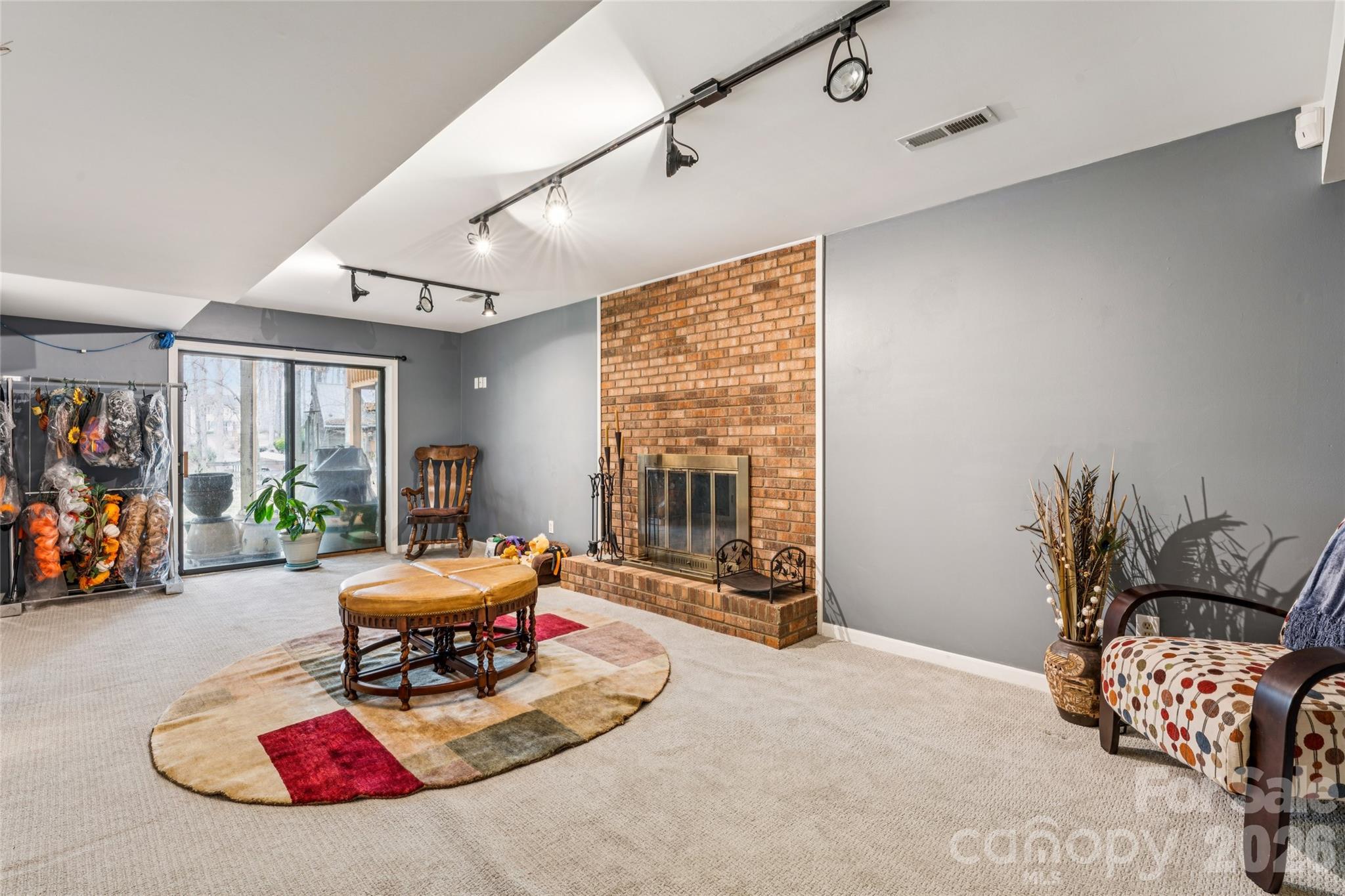 Bridge Pointe - Residential