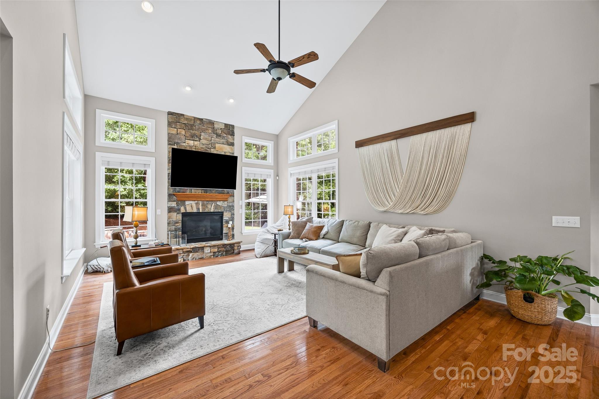 Lake Shore - Residential