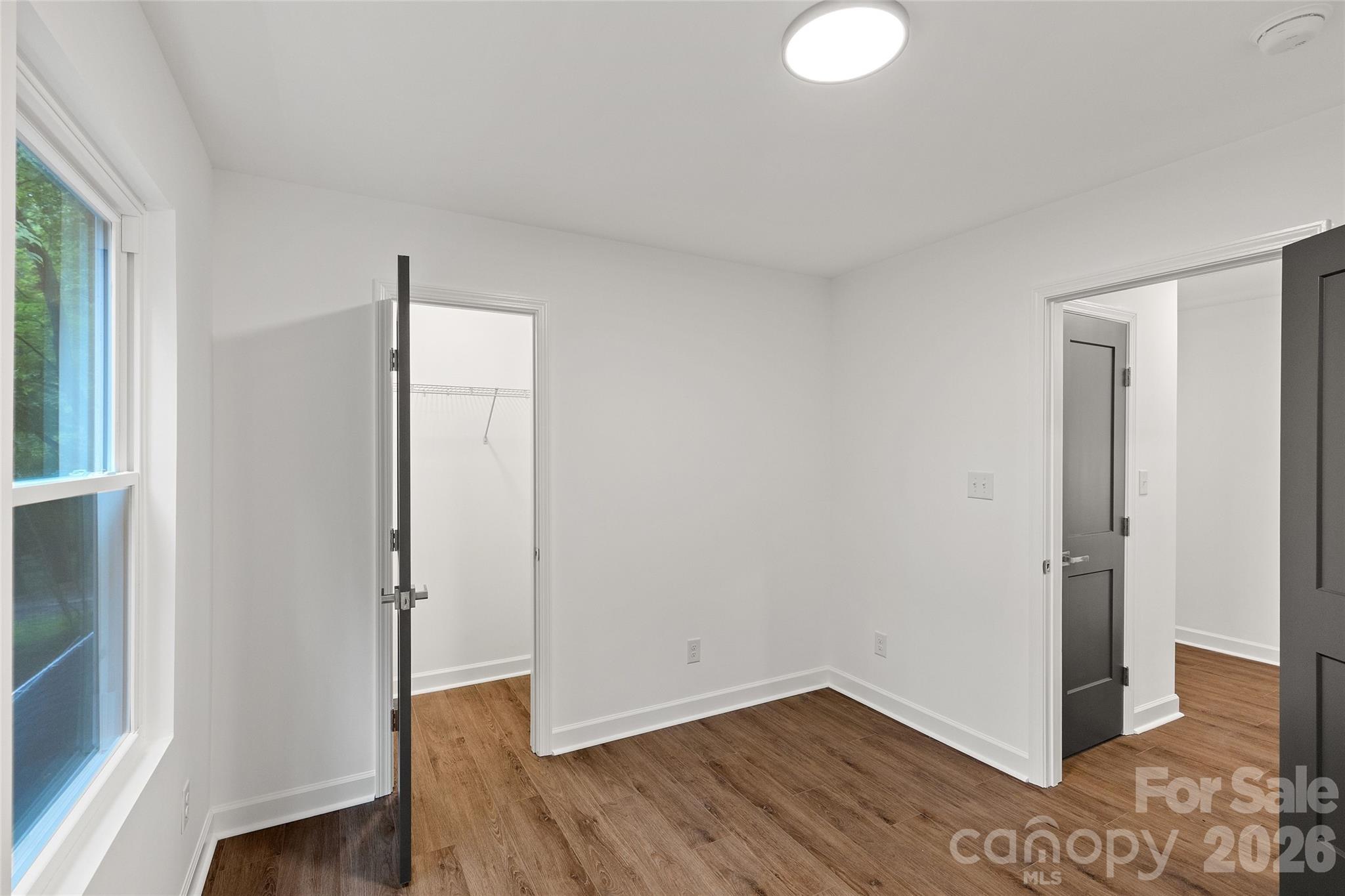 Sardis Forest - Residential