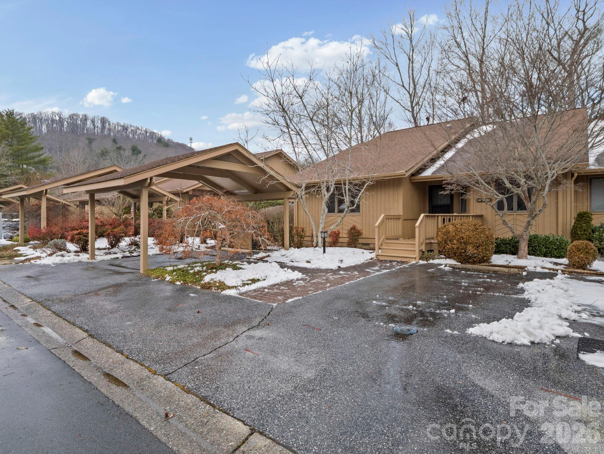 The Oaks - Residential