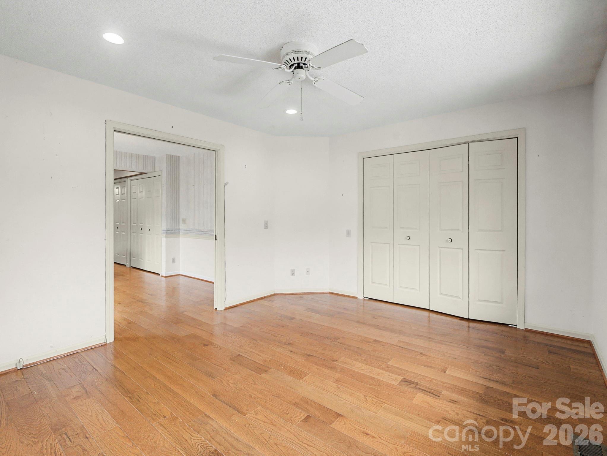 The Oaks - Residential