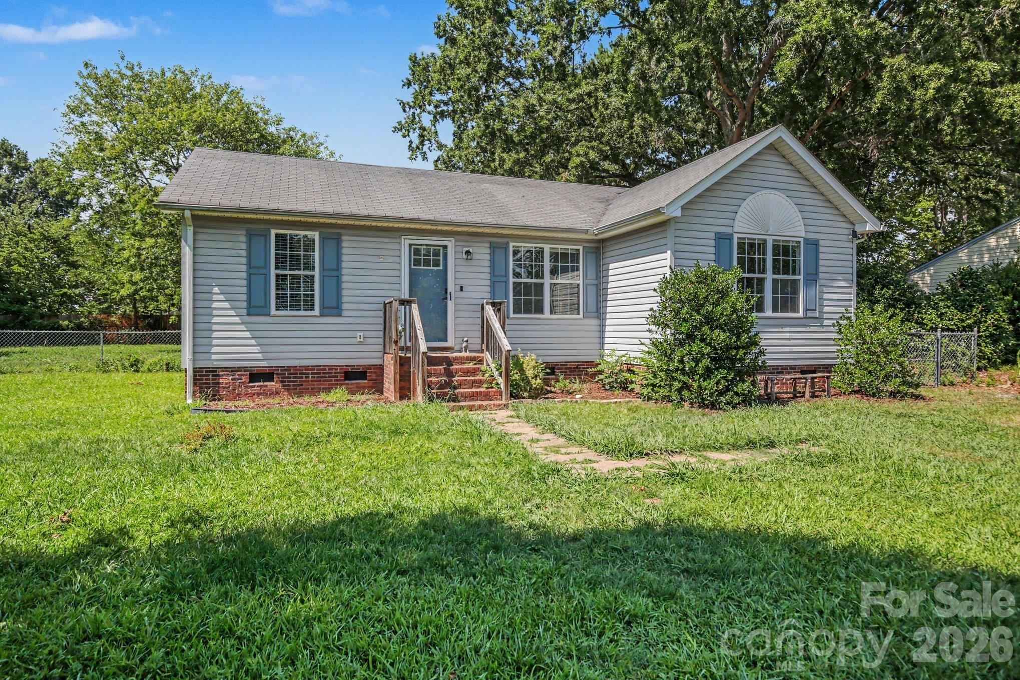 Your search stops here. This well maintained home offers an outstanding opportunity for first-time buyers, downsizers, or investors. Move right in and make it your own over time. Ideally located near shopping, dining, schools, parks, and major highways, this home delivers the value, convenience, and potential today's buyers are looking for. Don't wait, schedule your private showing