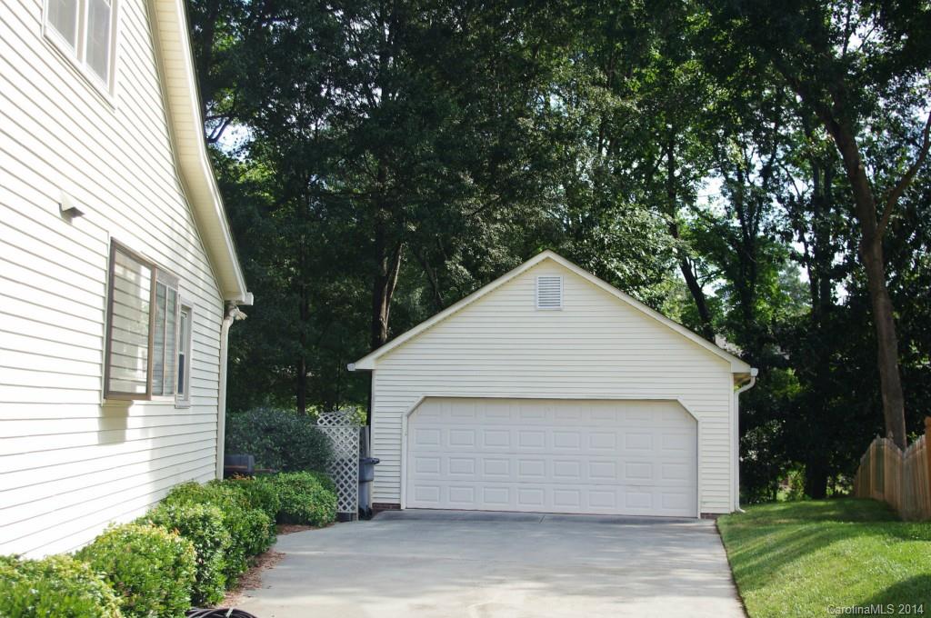 Beverly Woods - Residential