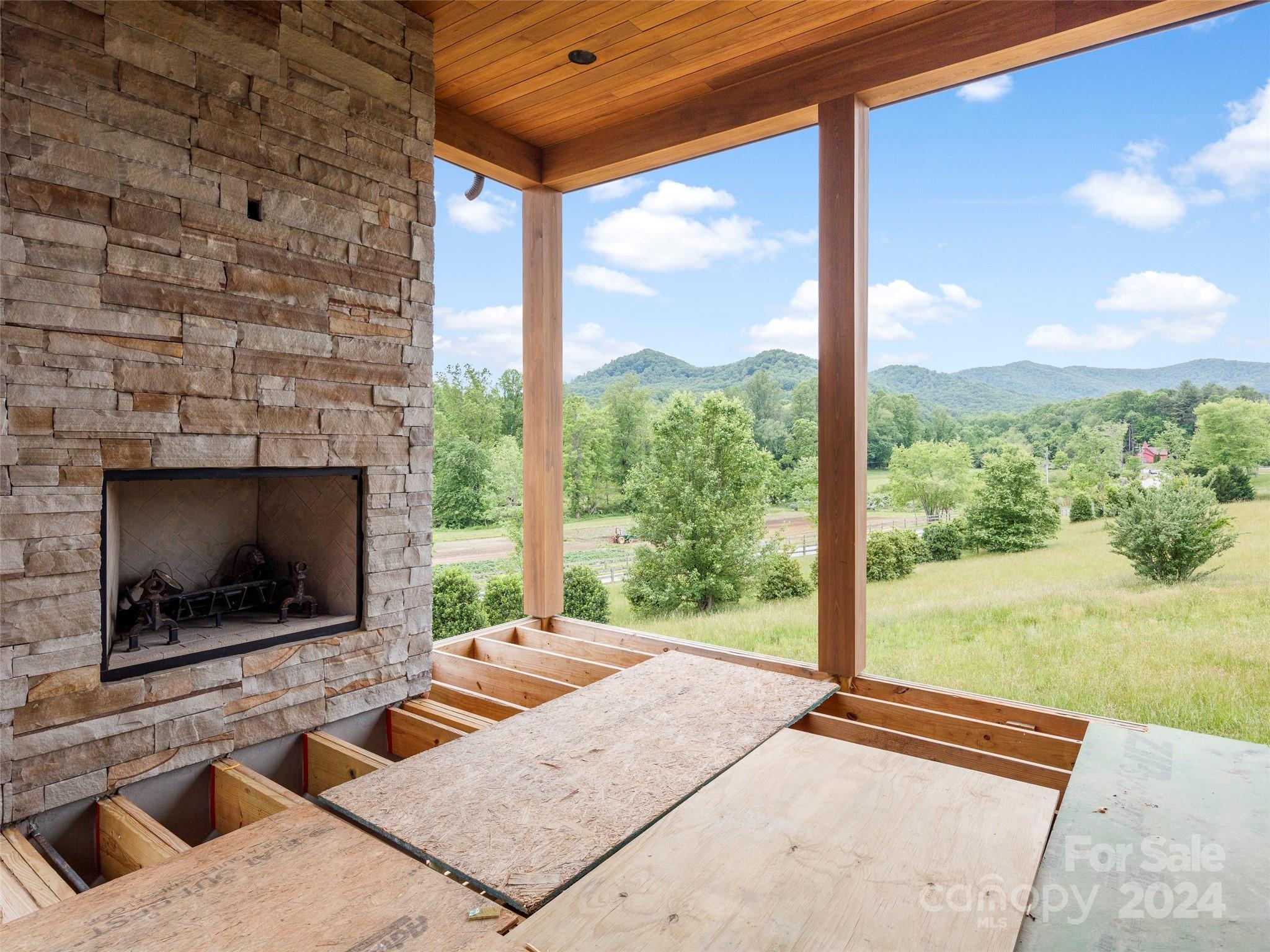 The Cliffs at Walnut Cove - Residential