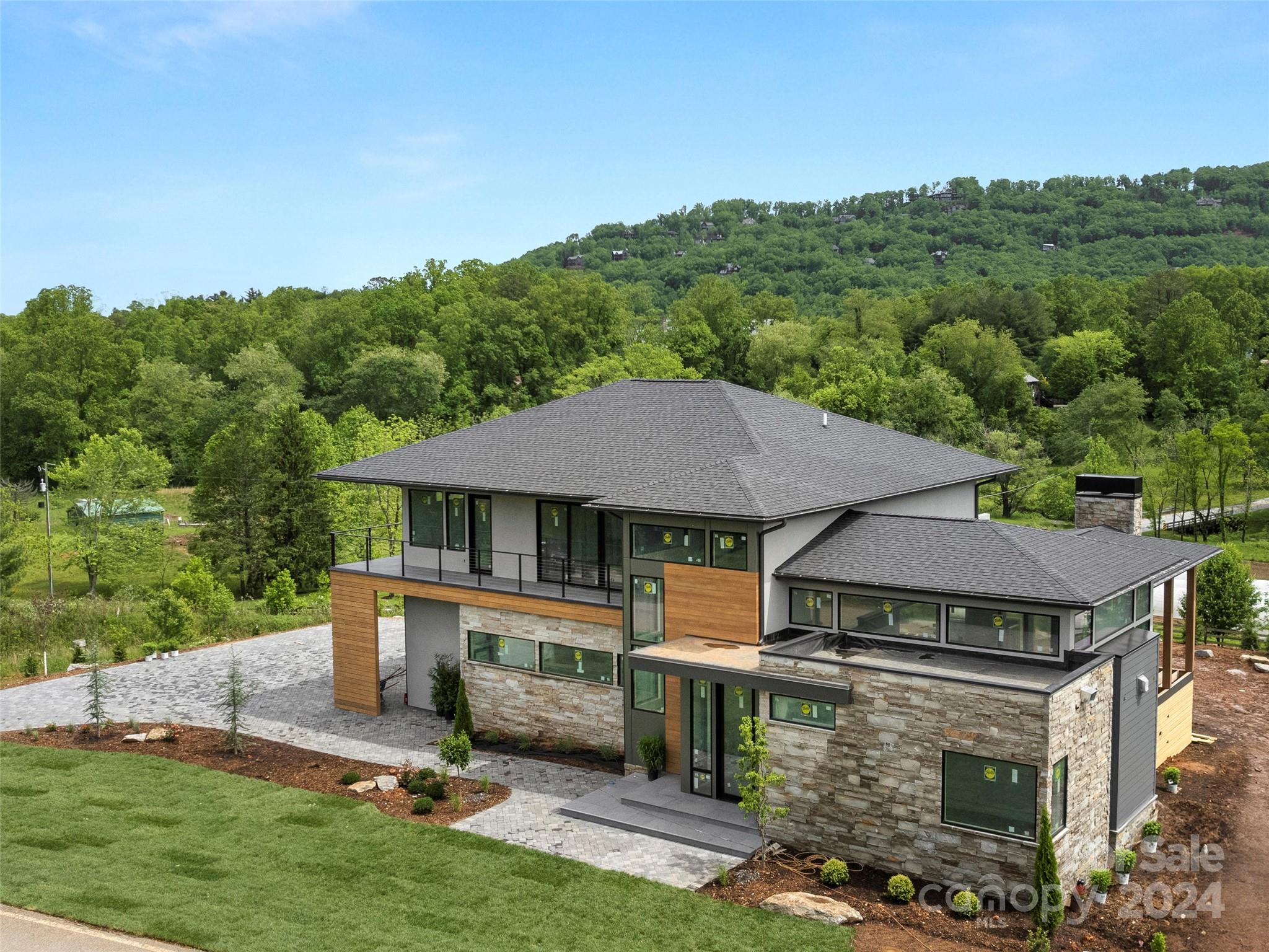 The Cliffs at Walnut Cove - Residential