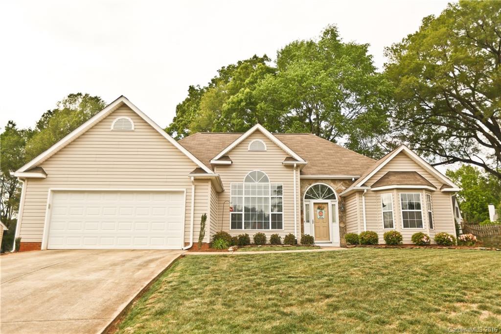 Spectacular ranch home located in Weddington Woods across from Cabarrus Country Club.  Granite counter tops, stainless steel appliances, shaded backyard... ...all on one level!  Located in a cul-de-sac with an in-ground irrigation system.   Front office/playroom could be used as a fourth bedroom.  Master bedroom separate from other bedrooms for privacy. Updated and move-in ready.