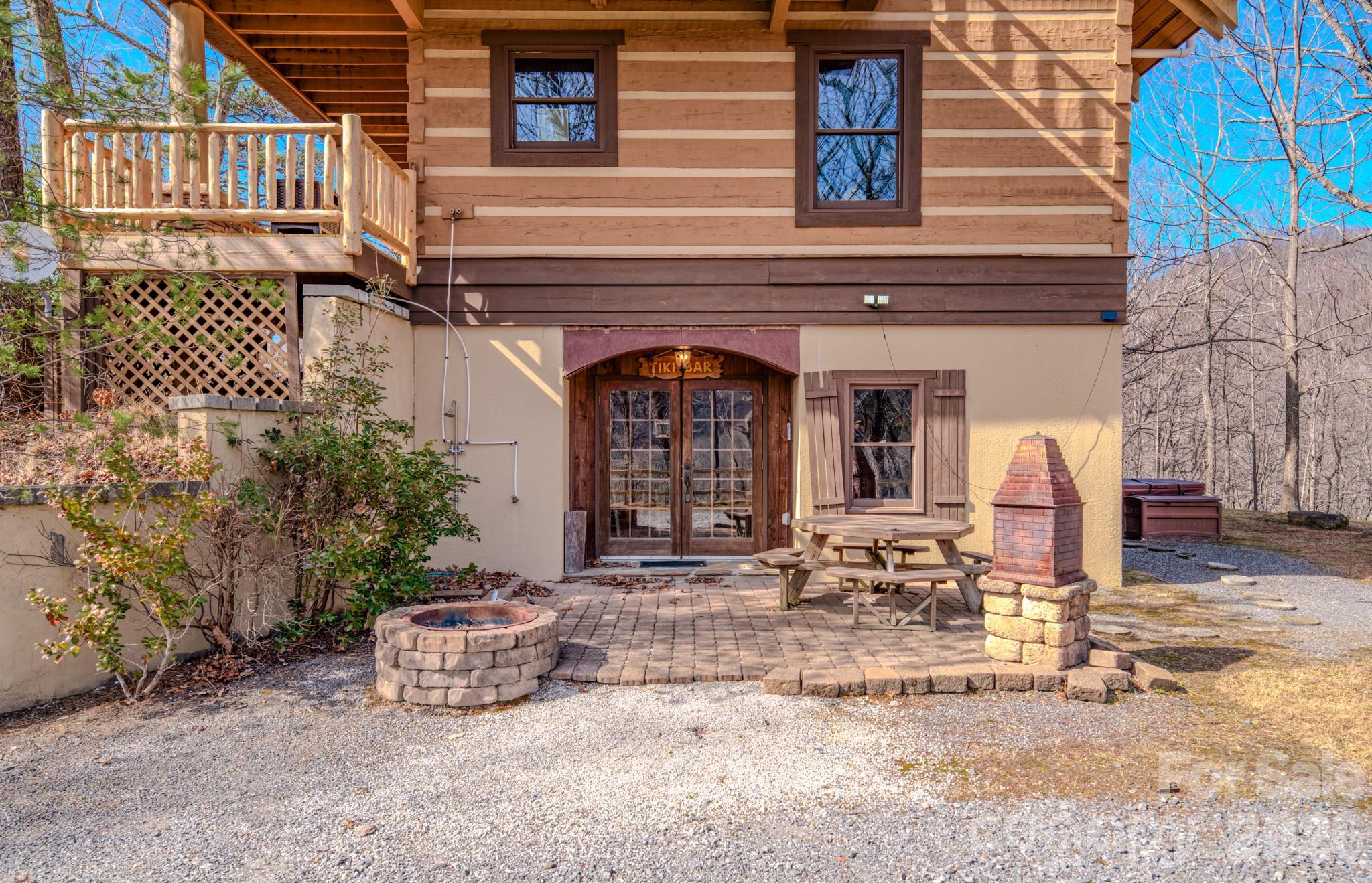Gateway Mountain - Residential