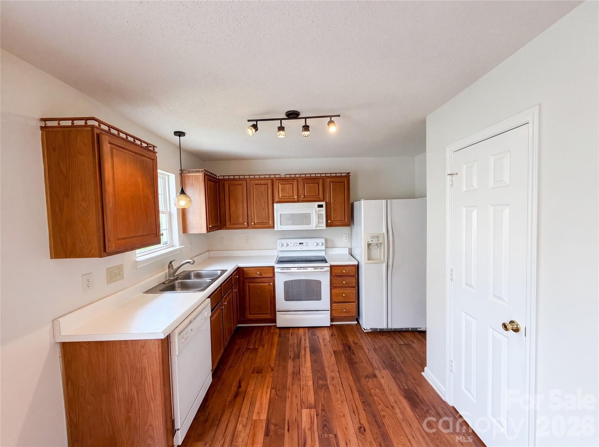 Mission Hills - Residential