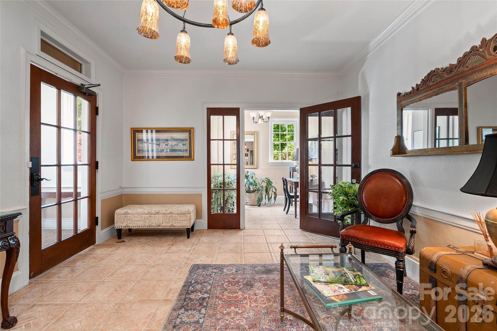 Longchamps Condos - Residential