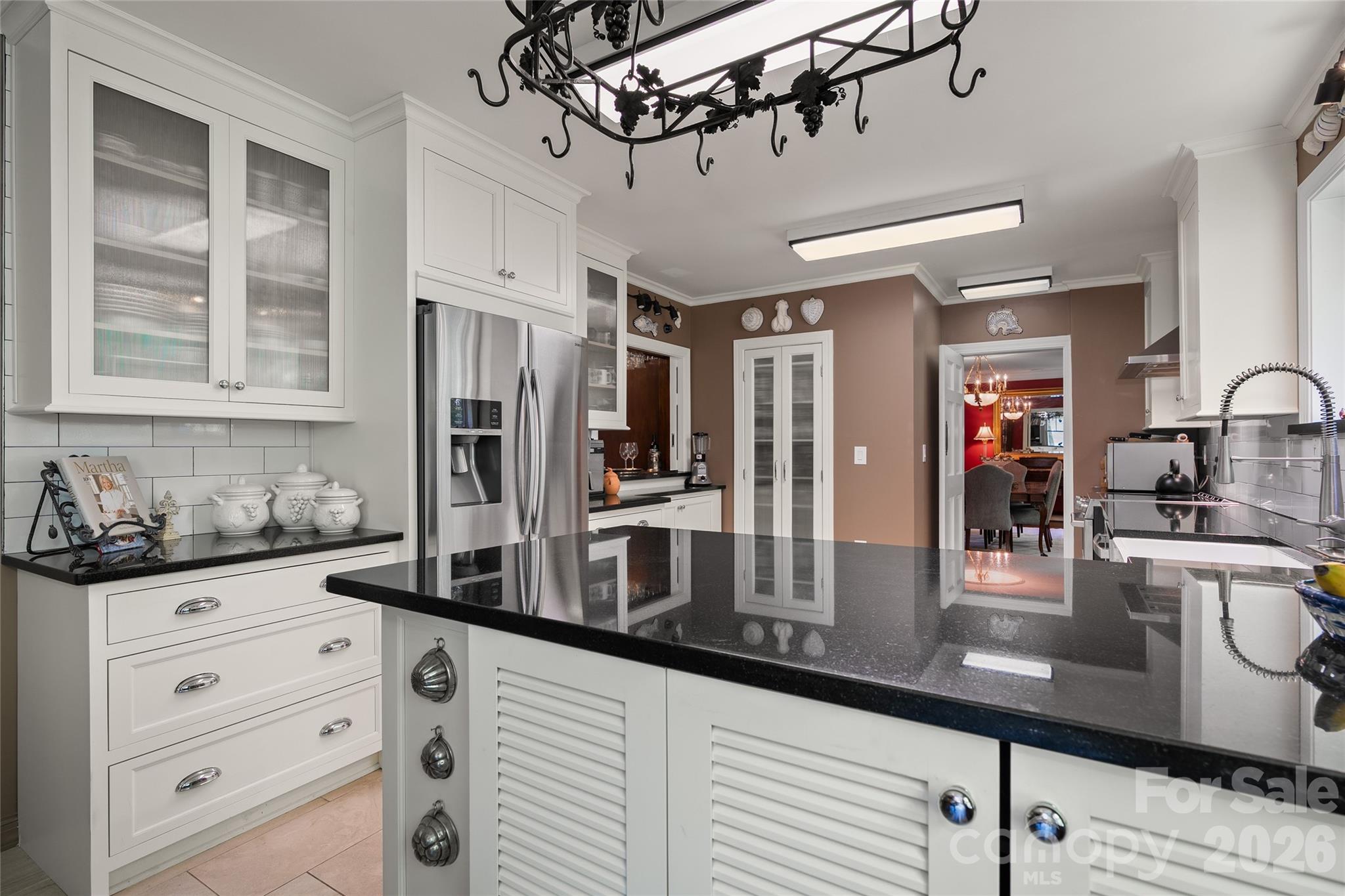 Longchamps Condos - Residential