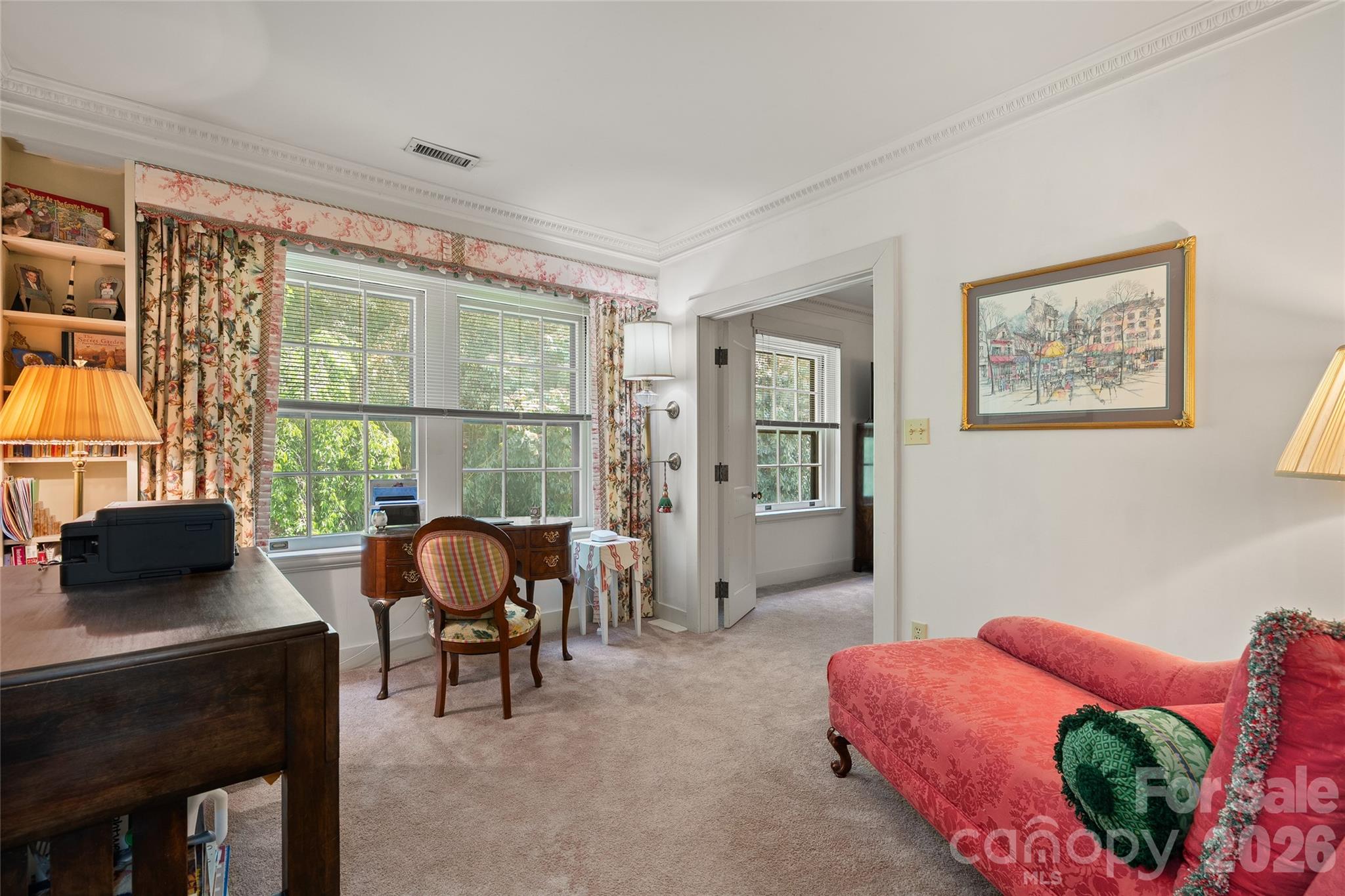 Longchamps Condos - Residential