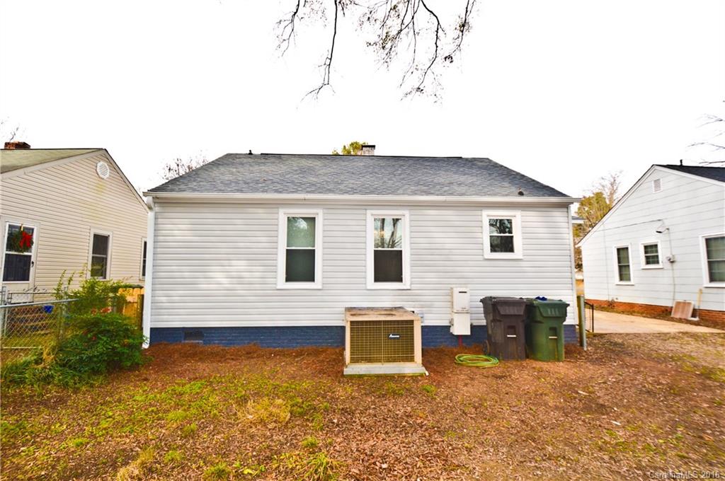 Seventeen Acres - Residential
