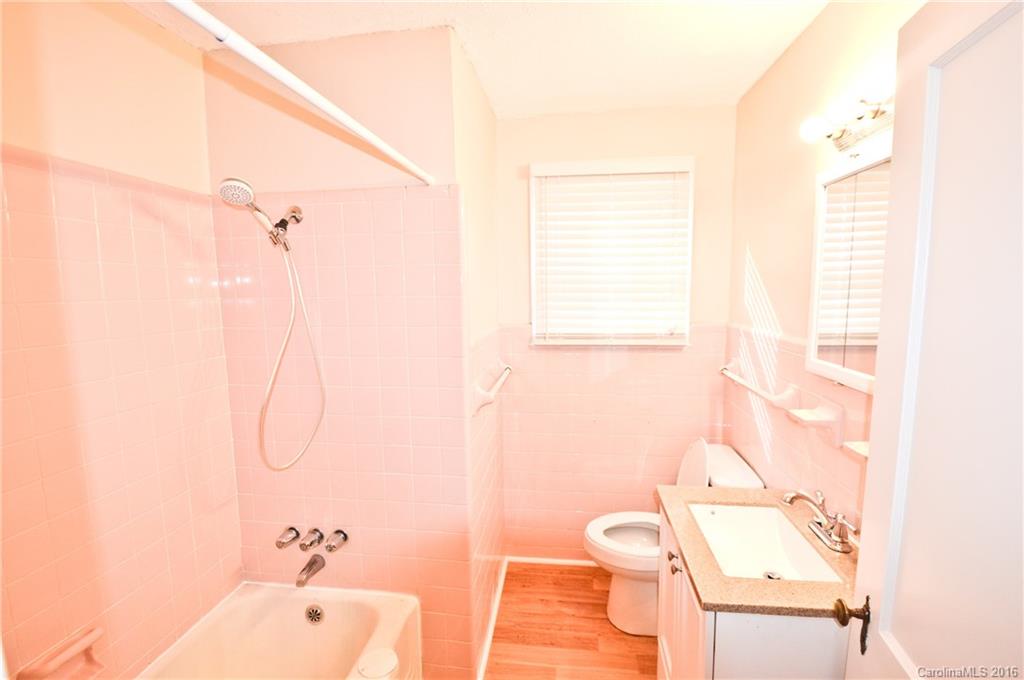 Seventeen Acres - Residential