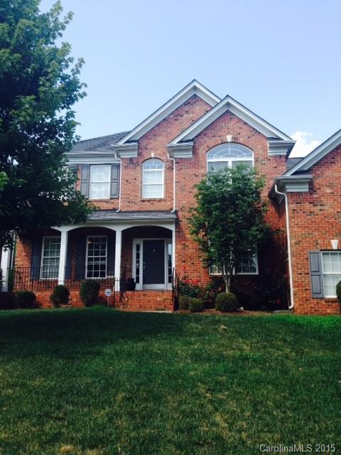 All brick Executive home in Quellin subdivision on a fenced corner lot.  Home has two stair cases, fabulous kitchen, large first floor laundry, guest bedroom and bath on level 1, two story great room with high windows make for a light and bright living experience.  Master and three auxiliary bedrooms upstairs.  Much desired schools: Kensington Elementary, Cuthbertson Middle, Cuthbertson High.  Wonderful family neighborhood with clubhouse and pool.
