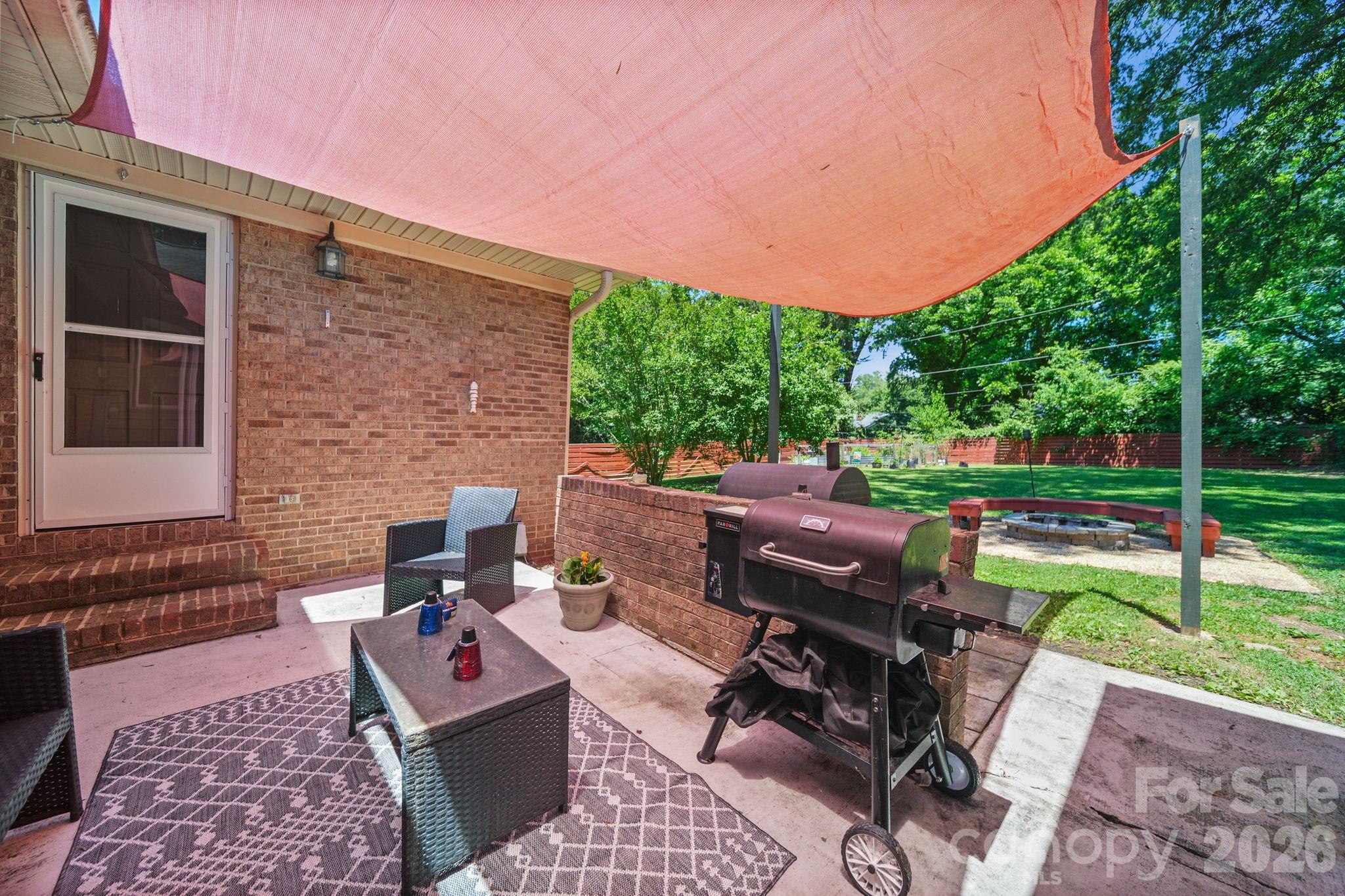 Lansdowne - Residential