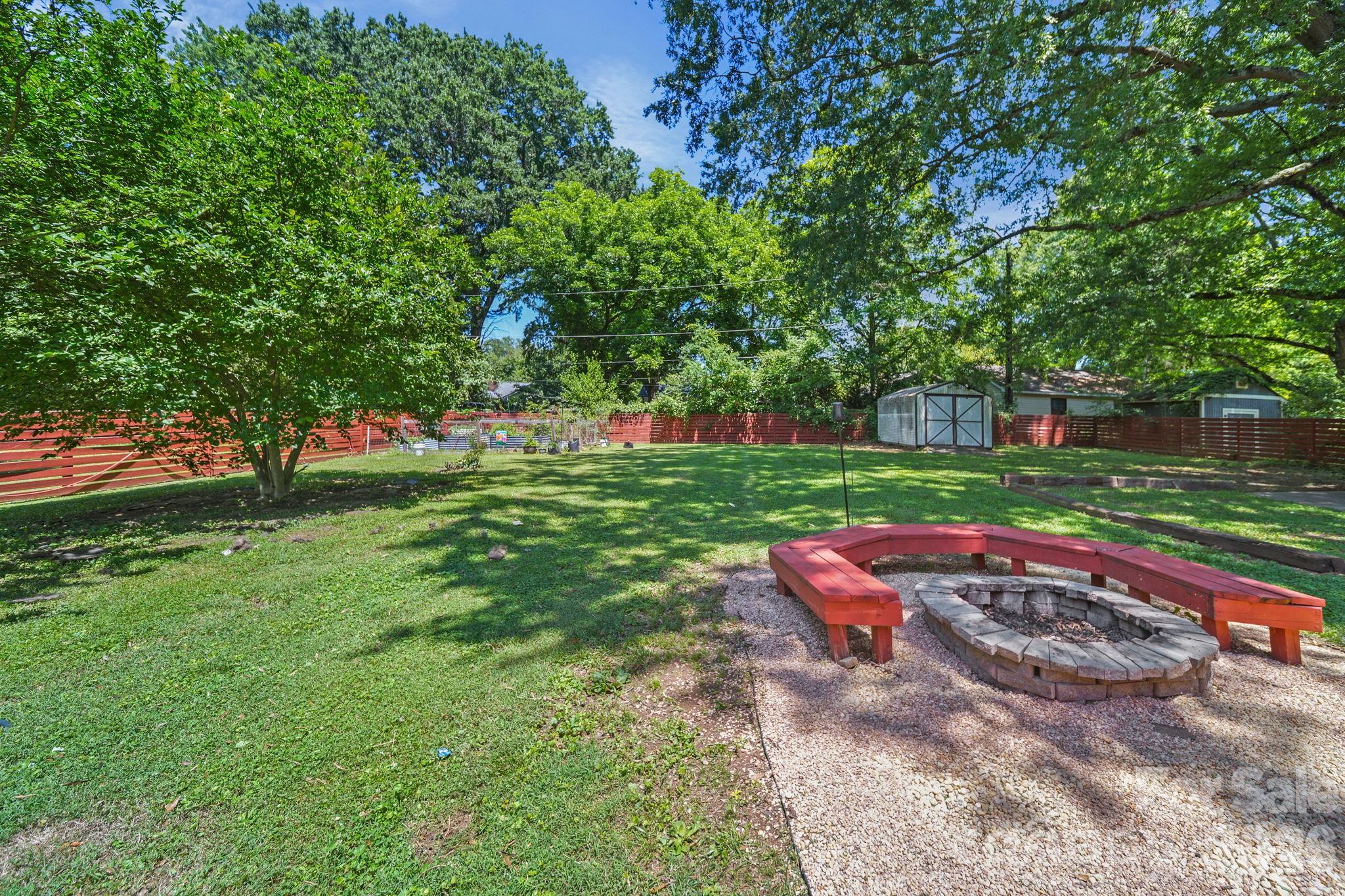 Lansdowne - Residential