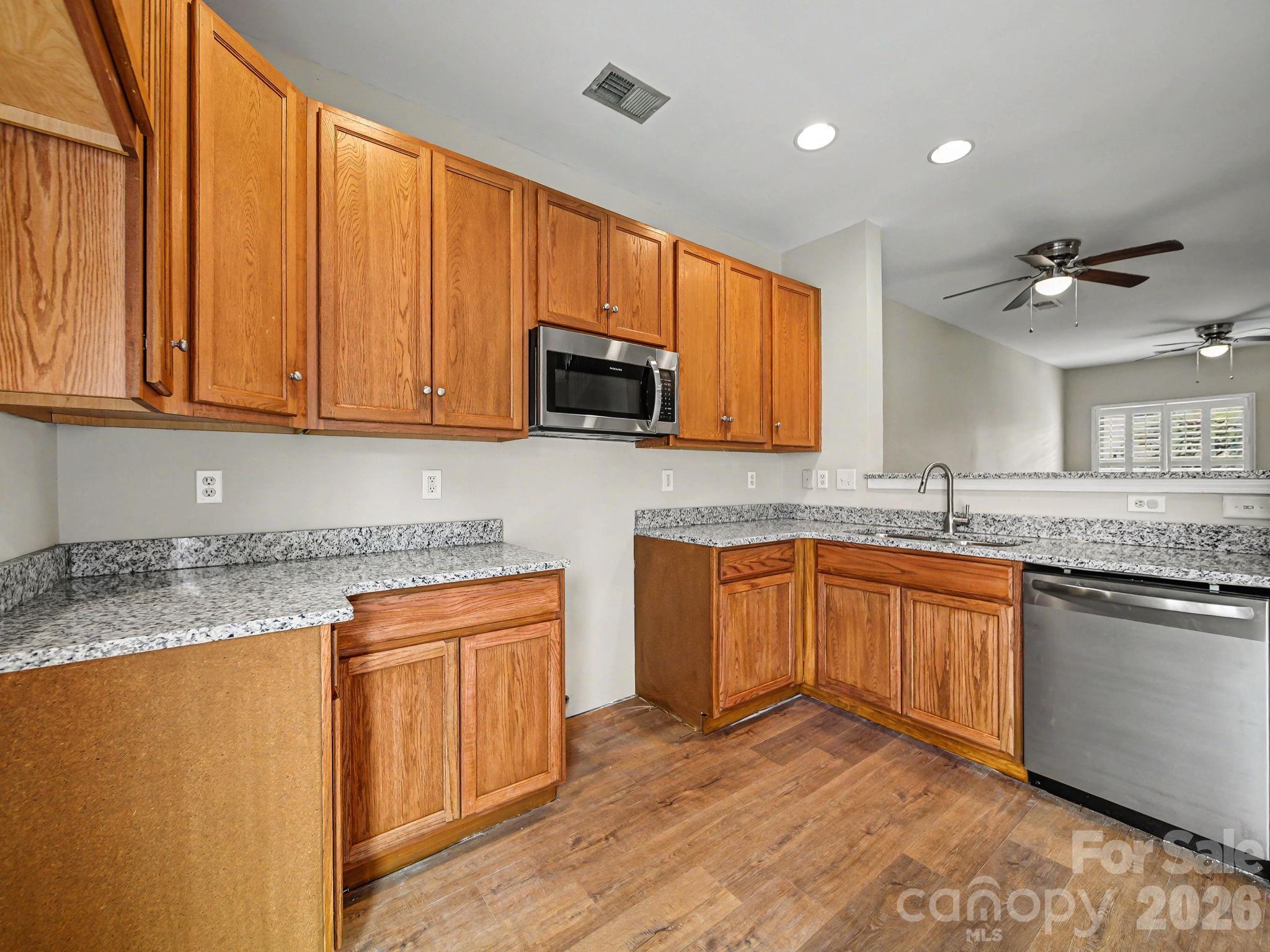 Cascades at River Crossing - Residential