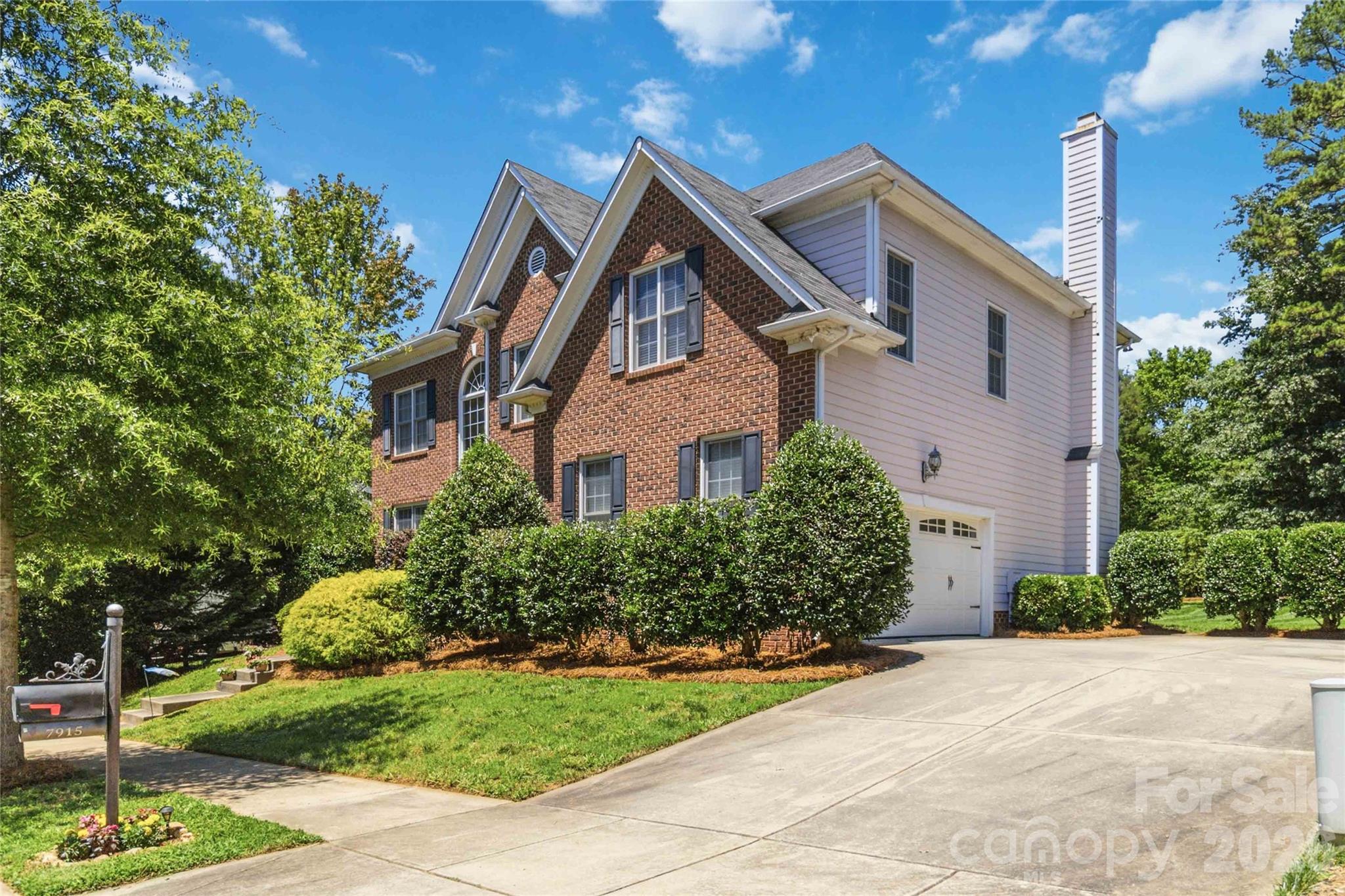 MacAulay - Residential