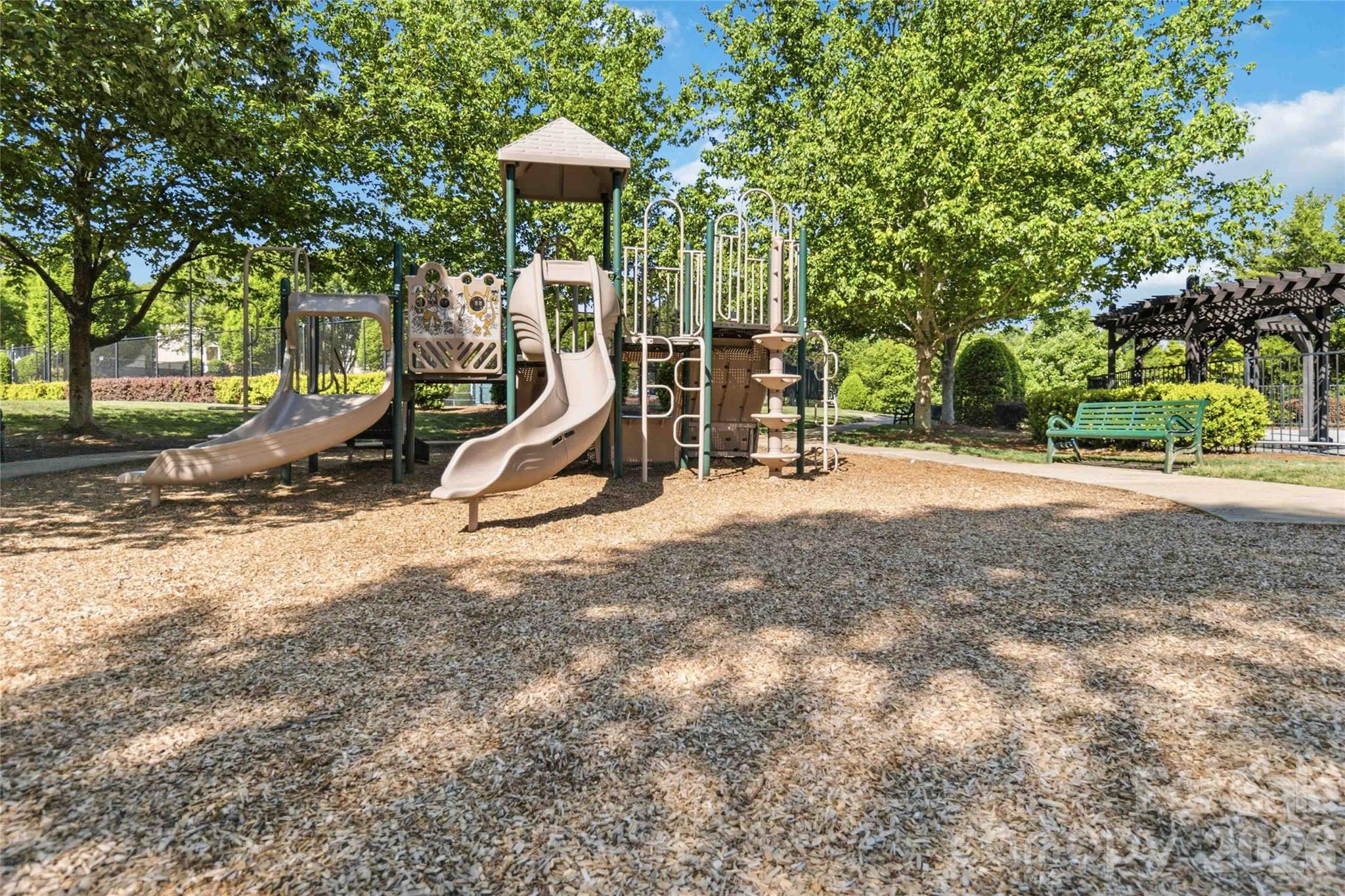 MacAulay - Residential