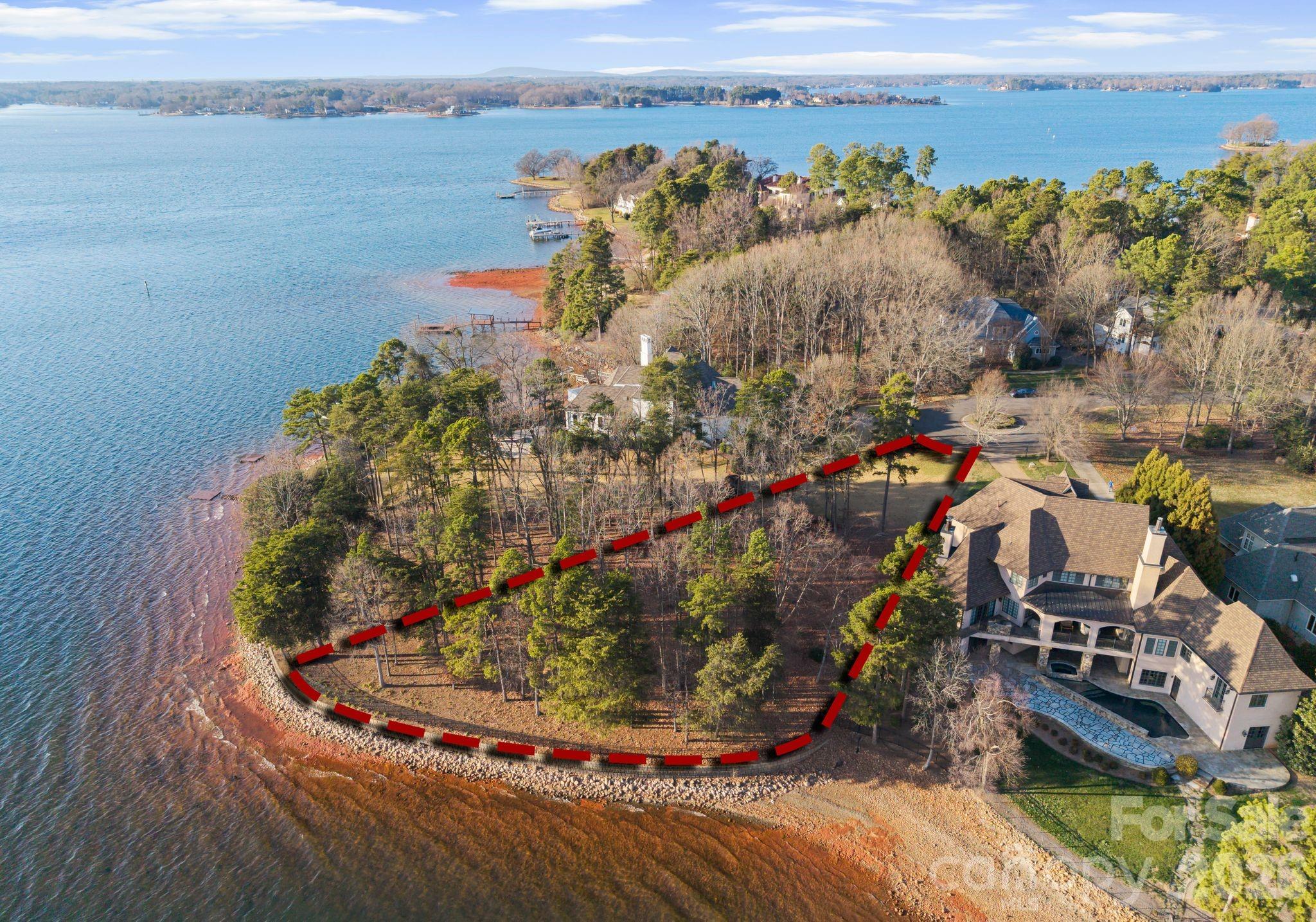The Peninsula - Land