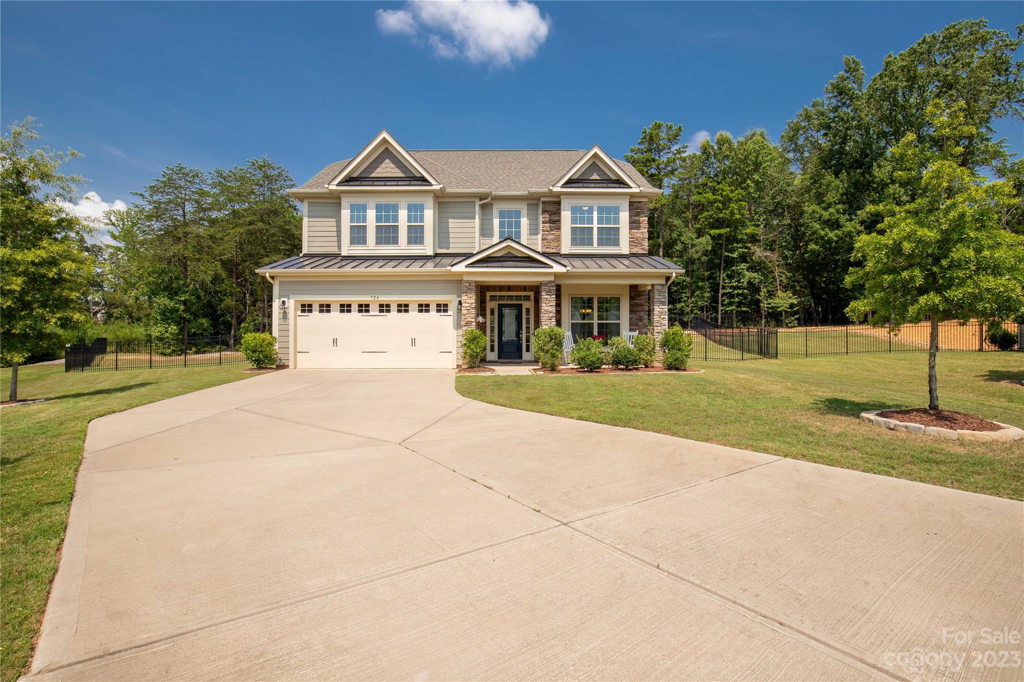 Welcome to the gated community of Kimbrell Crossing. This cul-de-sac home with one of the largest lots in the neighborhood has been wonderfully maintained. The private back yard is perfect for entertaining guests, grilling out, and you can enjoy a nice fire in the fire pit when those cool fall days arrive. Situated close to Main Street where restaurants and breweries and shopping alike are all within a five minute drive. Award winning schools, a Greenway, Carowinds, and proximity to a major city, this home offers everything, inside and out!
