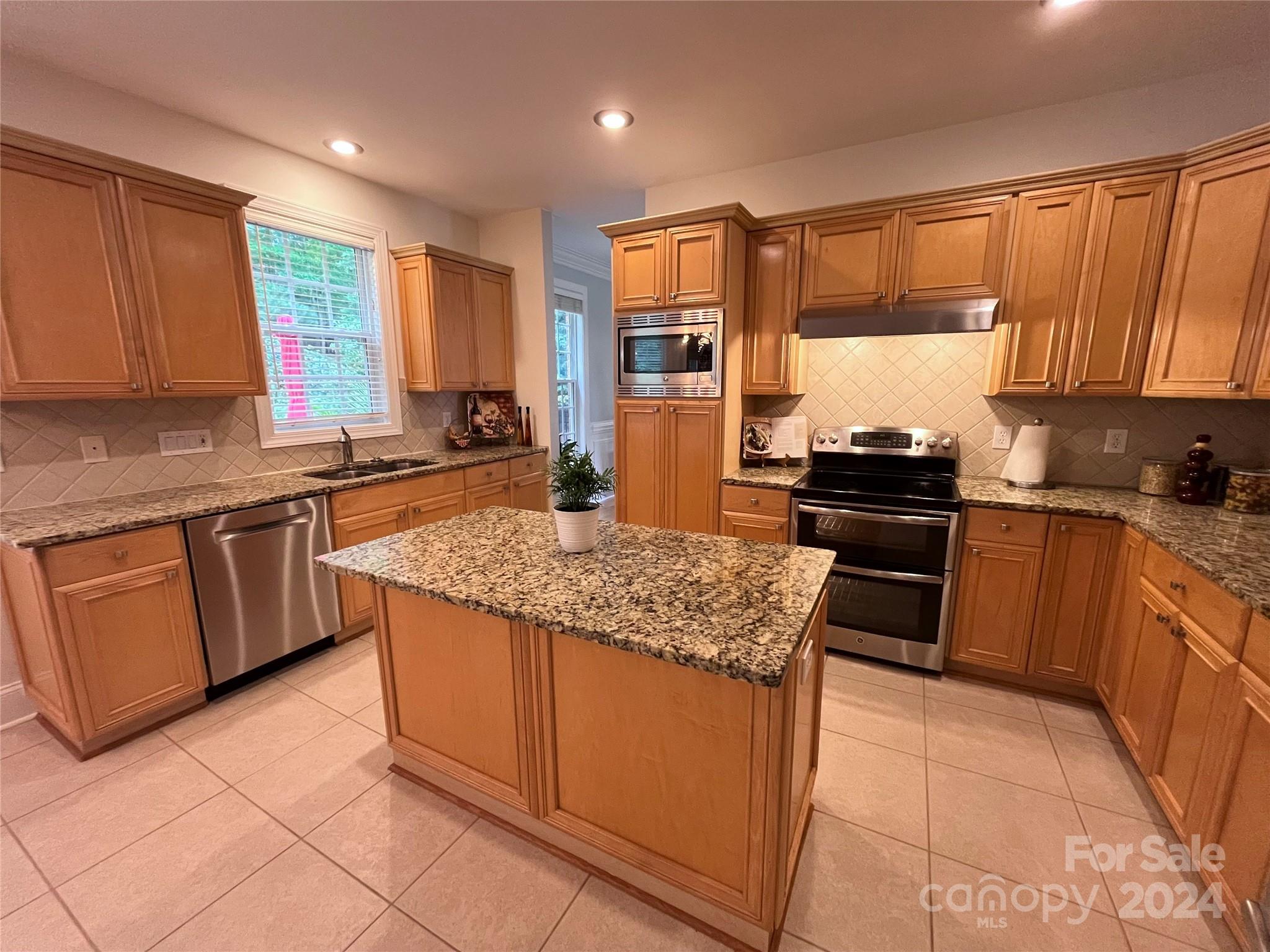 Holly Hill Farms - Residential
