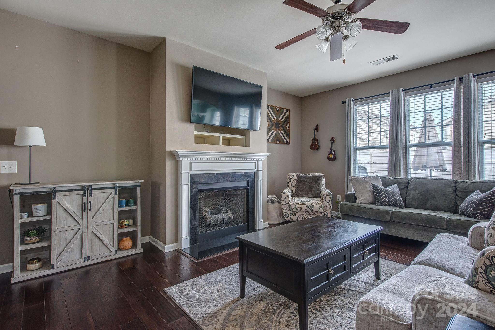 Waters Edge - Residential
