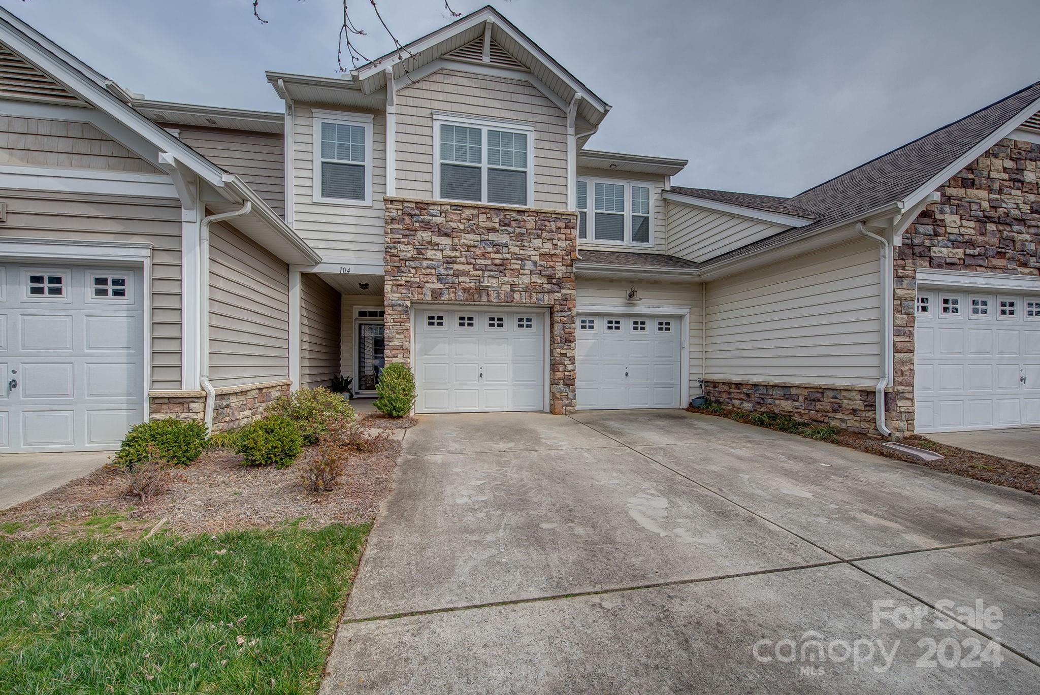 Waters Edge - Residential