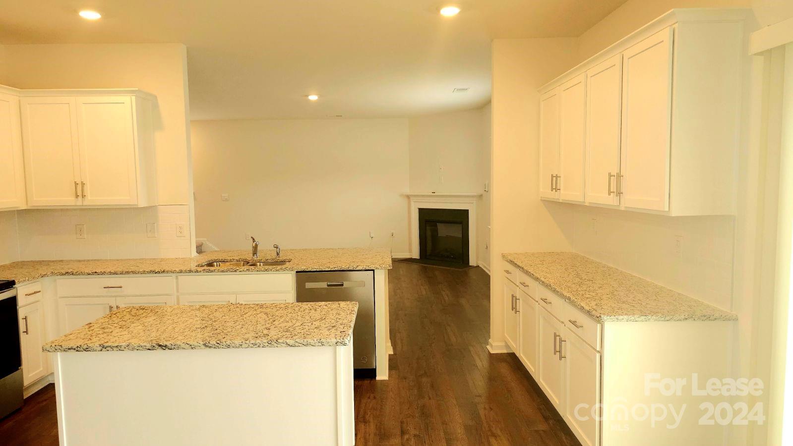 Crossroads - Residential Lease