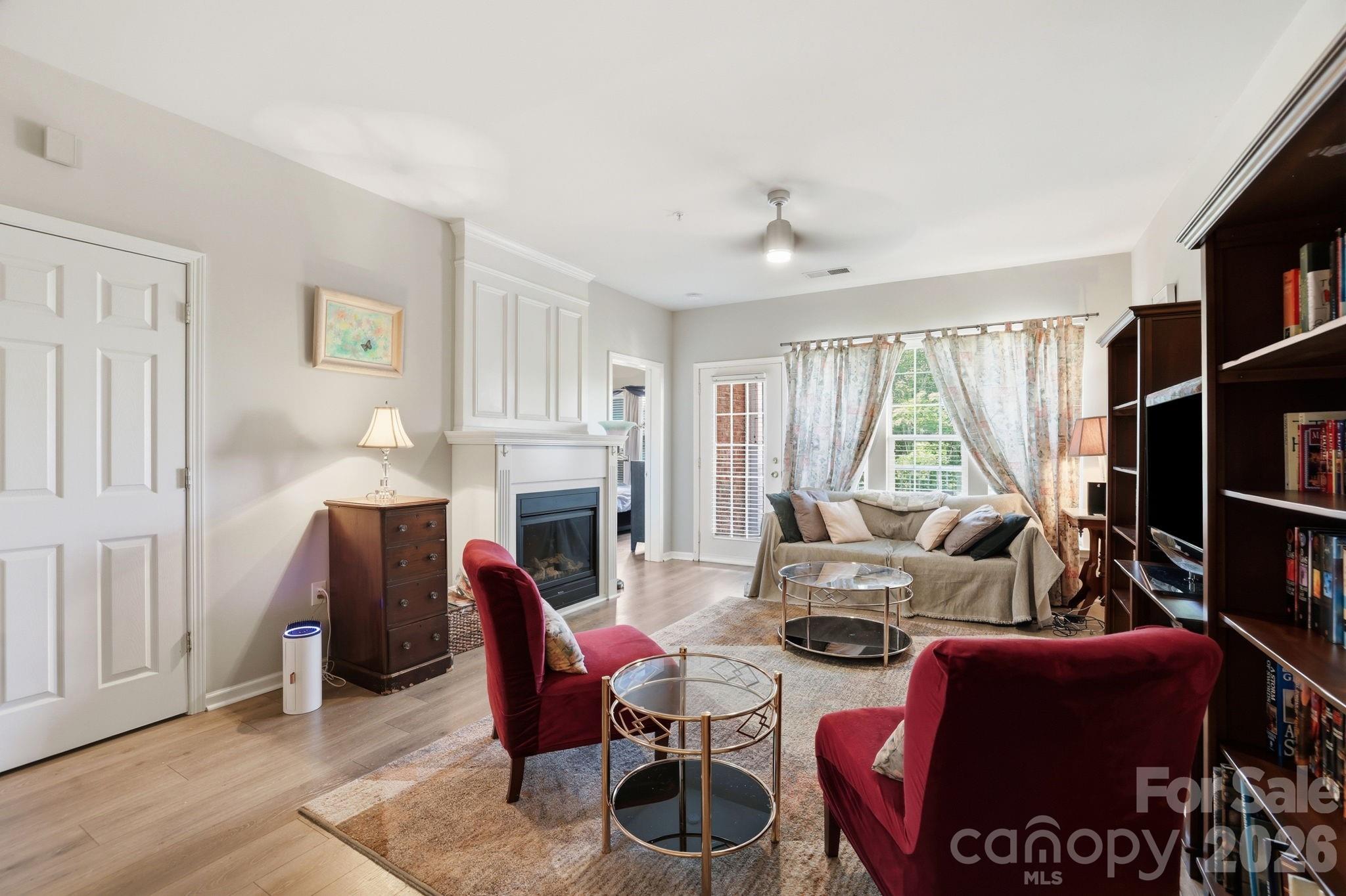 Belle Vista - Residential