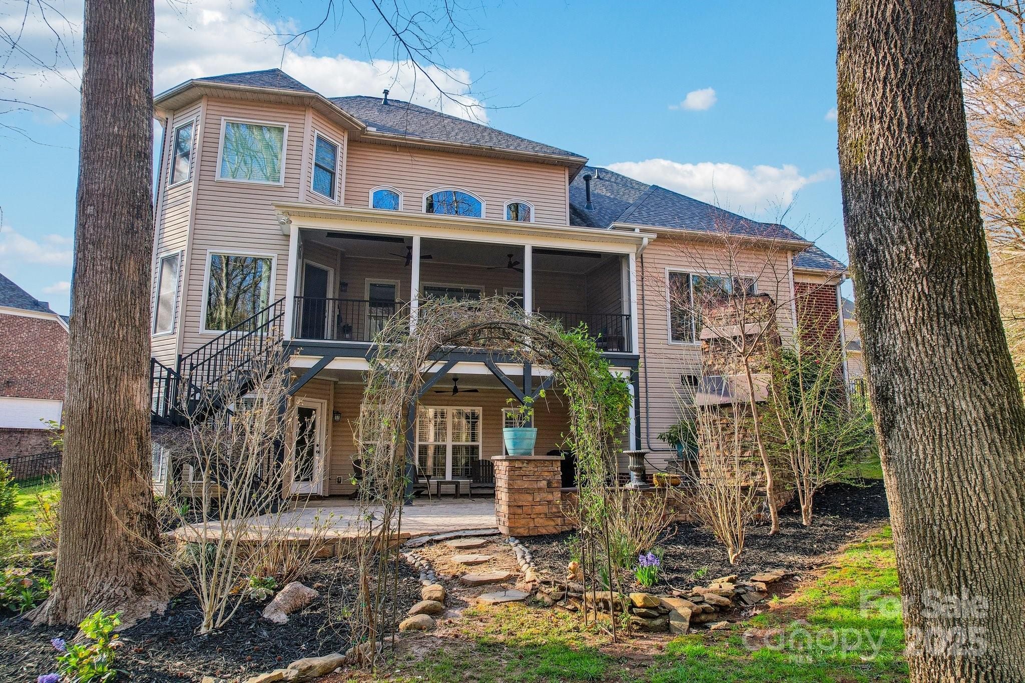 Laurel Park - Residential
