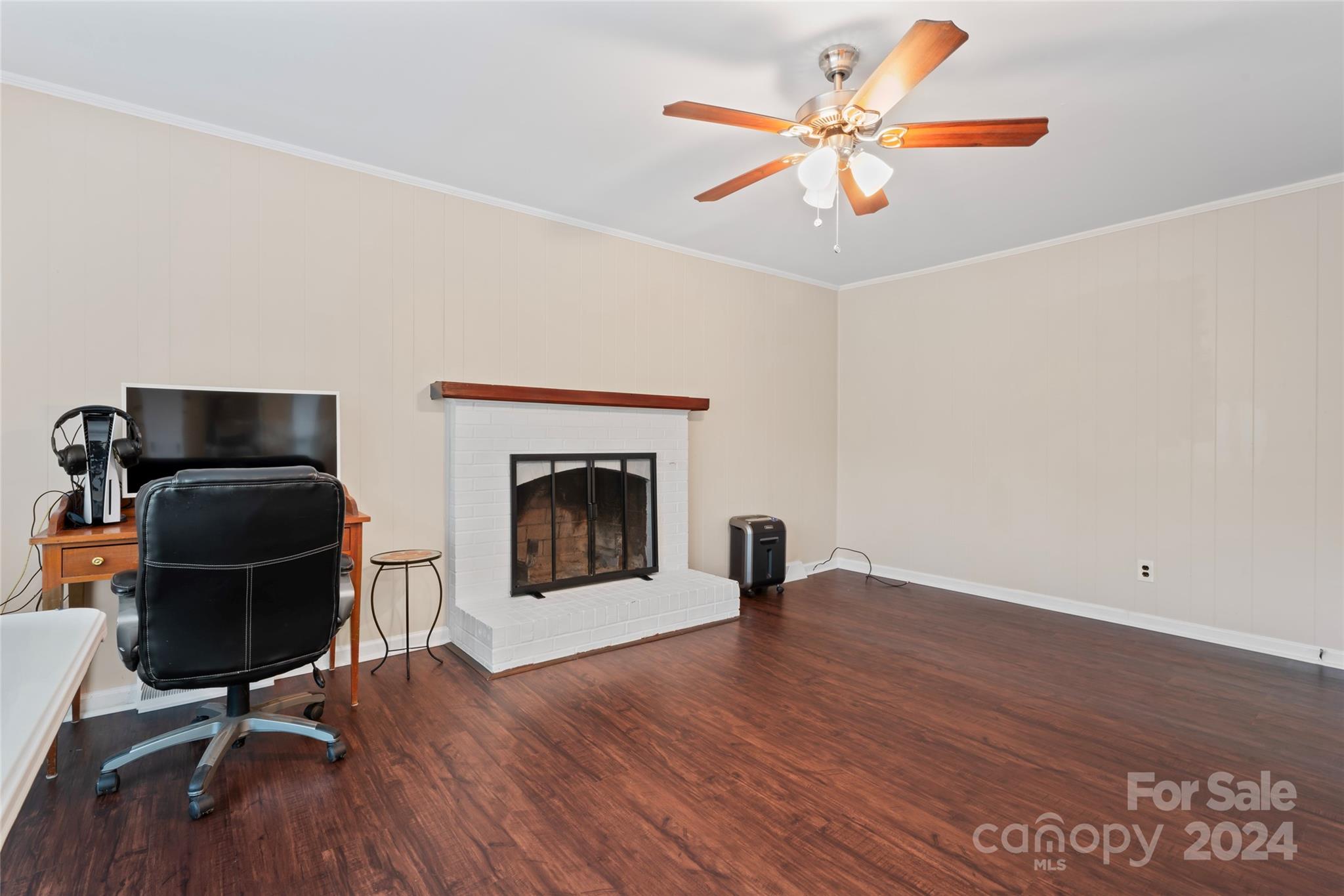 Falconbridge - Residential