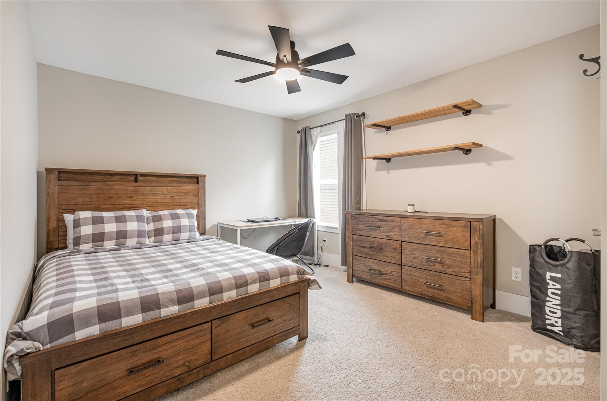 Lake Ridge - Residential