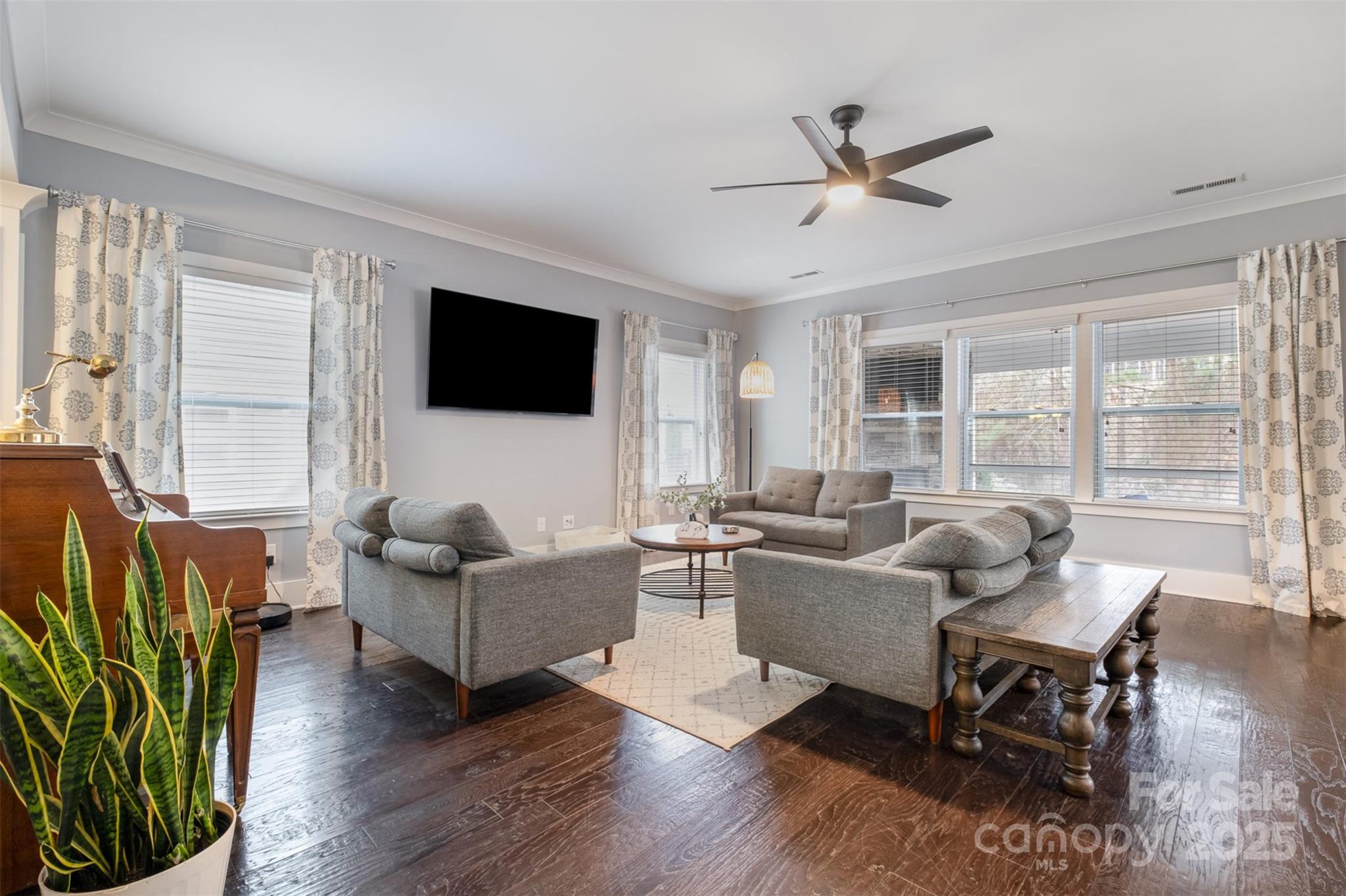 Lake Ridge - Residential