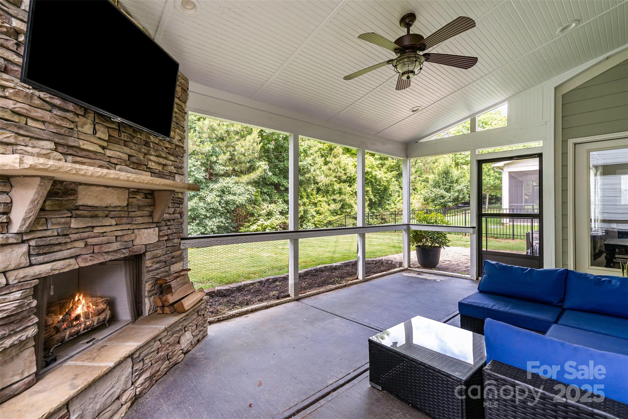 Lake Ridge - Residential