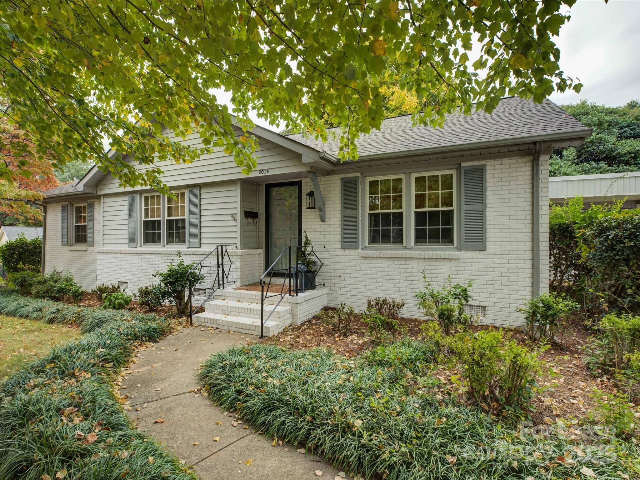 Montclaire - Residential Lease