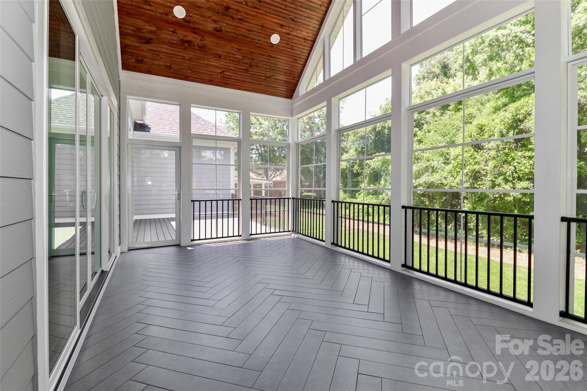 Magnolia Glen - Residential
