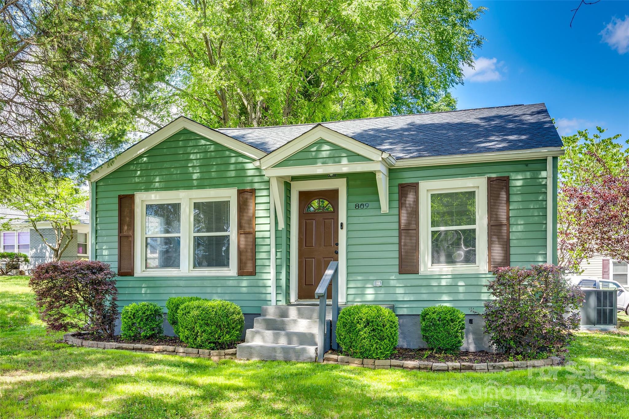PRIME location! This charming Belmont bungalow received updates including new roof, new HVAC and vapor barrier in 2024. In one direction, you are less than a mile from Historic Downtown Belmont with many dining and retail options and in the other direction you are less than a mile from Kevin Loftin Riverfront Park bordering the Catawba River and boasting a kayak launch, picnic areas and sprawling recreational areas. Updates include a renovated kitchen, stainless steel appliances, LVP flooring, and fresh paint inside and out. This would be ideal candidate for a rental or short-term venture - owner has previously rented for $1400/mo. Main Street in downtown Belmont is full of character with several locally owned restaurants, breweries, boutiques and more. Easy interstate access and 20 minutes from Uptown Charlotte. Come experience the allure of Belmont, NC, where city convenience meets small-town charm!
