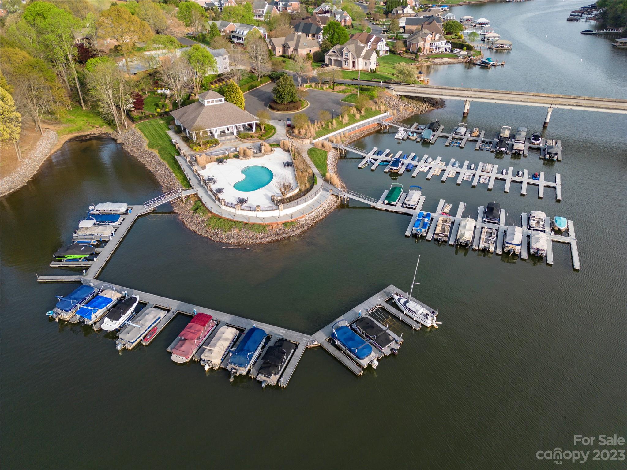 Windemere Island - Land