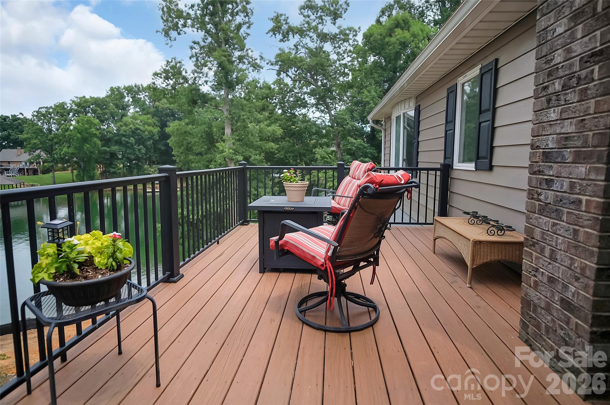 Woodbridge - Residential