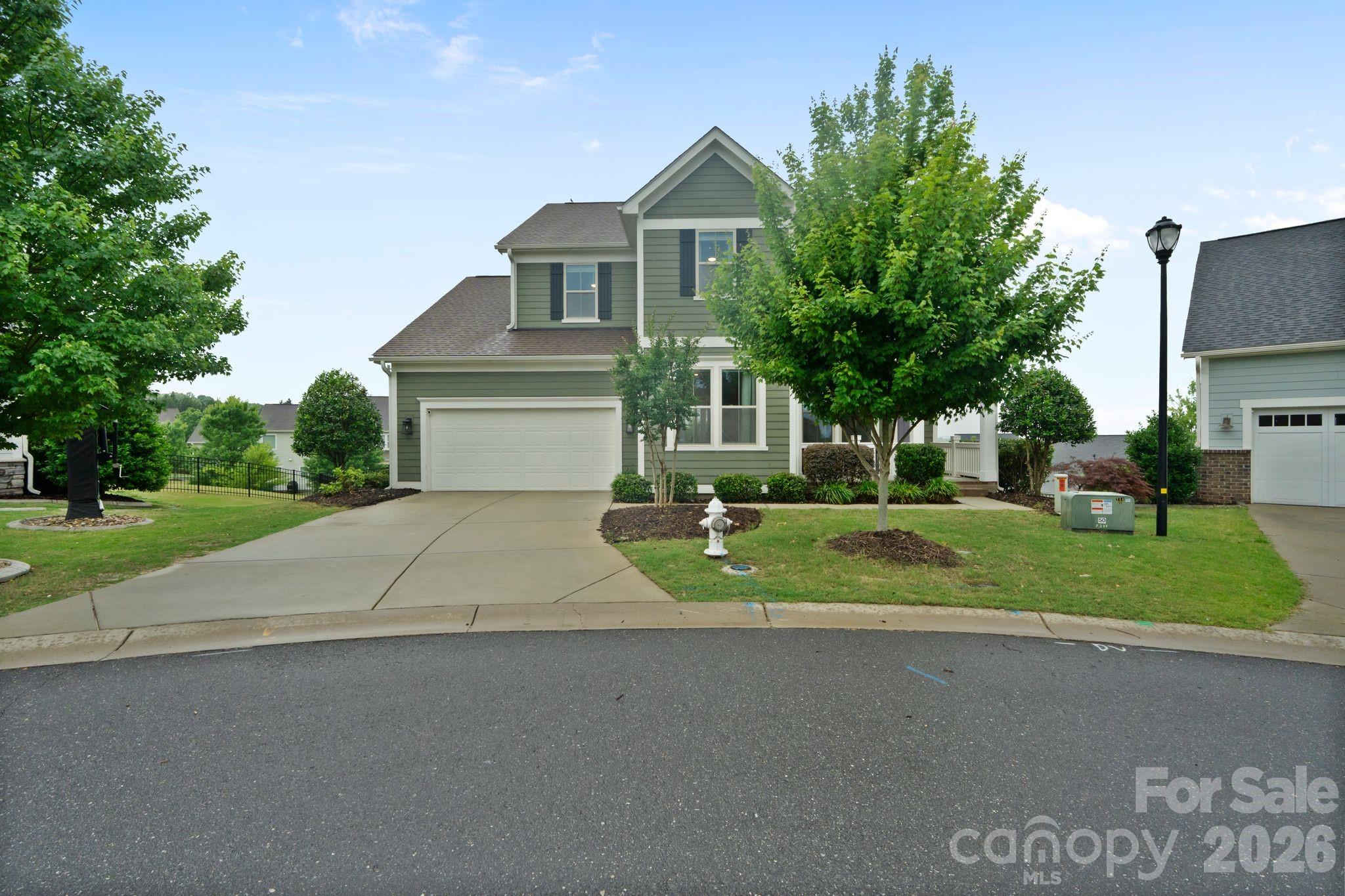 Welcome to 1001 Lazy Day Court in the highly desirable Masons Bend community, where lifestyle and luxury come together just in time for summer. This beautifully upgraded 5-bedroom, 4-bath home offers nearly 5,000 square feet, a finished walk-out basement with a kitchen, and a spacious cul-de-sac lot perfect for entertaining and everyday living. The fresh, updated kitchen anchors the home with style and functionality, while the flexible layout provides room for guests, hobbies, work, and multi-generational living.
Located in the award-winning Fort Mill School District, Masons Bend is known for its incredible amenities including river access, hiking and biking trails, two resort-style pools, a fitness center, and an active amenity center filled with fun summer activities and community events. Homes offering this combination of space, upgrades, location, and lifestyle rarely last—schedule your private showing before someone else says yes first.