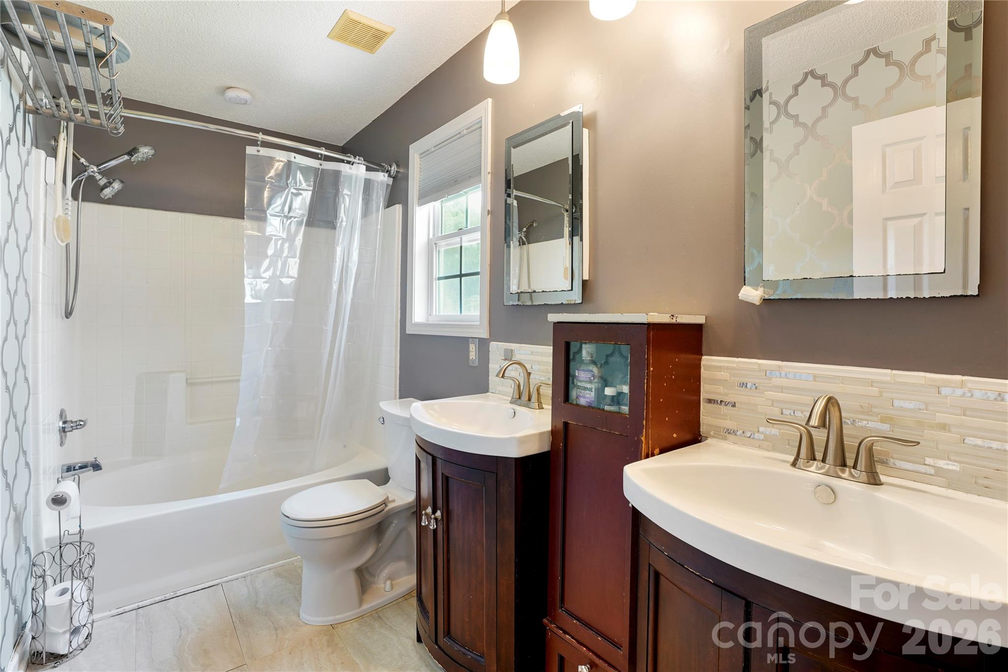 Taylor Oaks - Residential