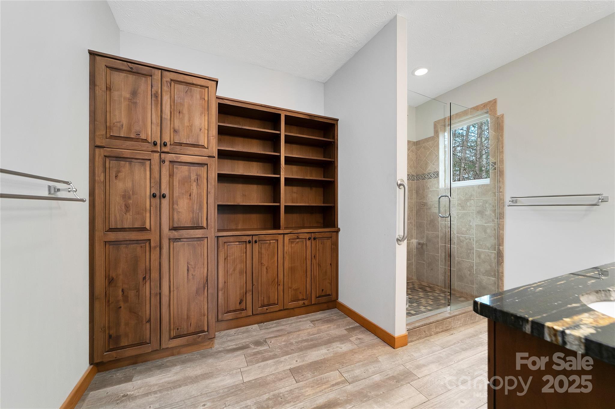 Connestee Falls - Residential