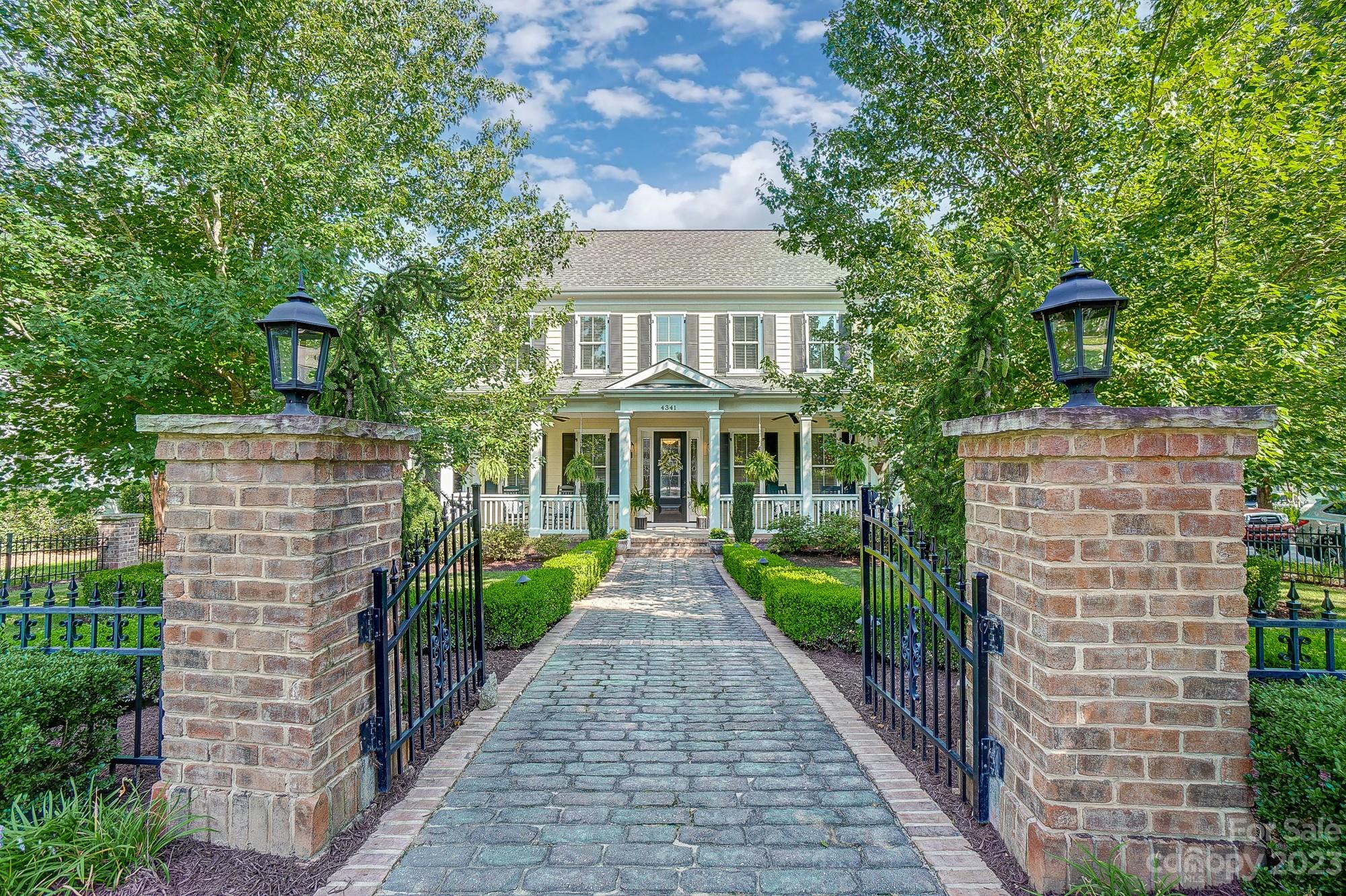 Baxter Village - Residential