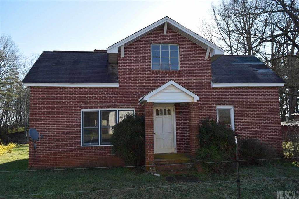 Here is your Flipper or HGTV special. Rarely do these come with 6+ acres of property, but this one does. You have over 2200 sqft to work with, brick, fenced yard, multiple outbuildings all on 6.34 acres. You can let your imagination run wild, because you will have enough equity in this home to spruce it up just like you want it. West Lincoln is just a short drive from Lincolnton or Hickory. Don’t miss out, cash buyers or those with very flexible lending options only!
