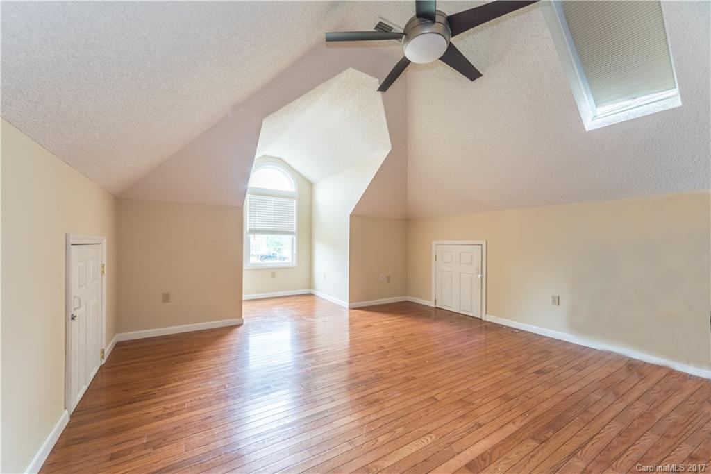 Point Crossing - Residential