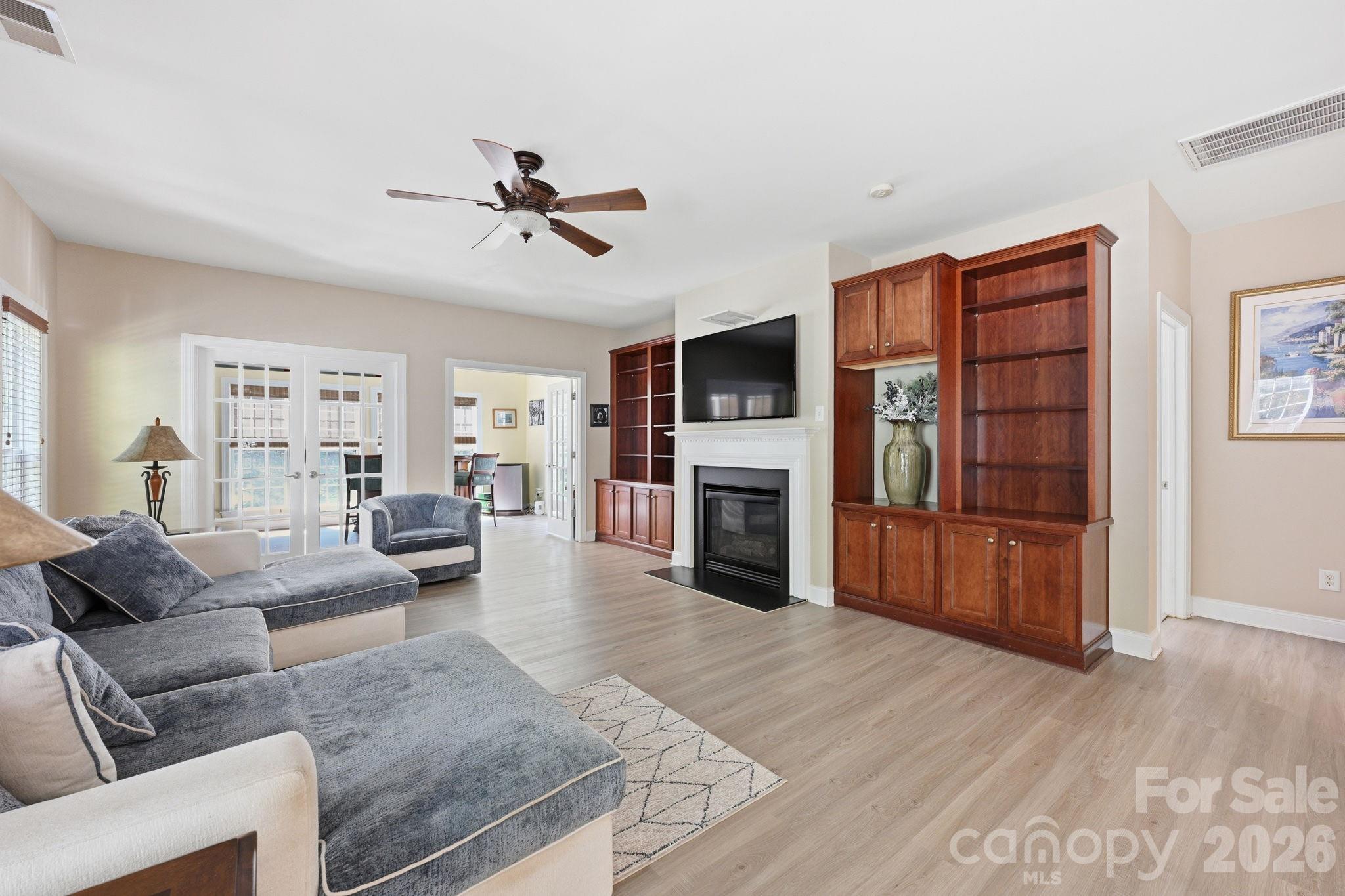 Highland Creek - Residential