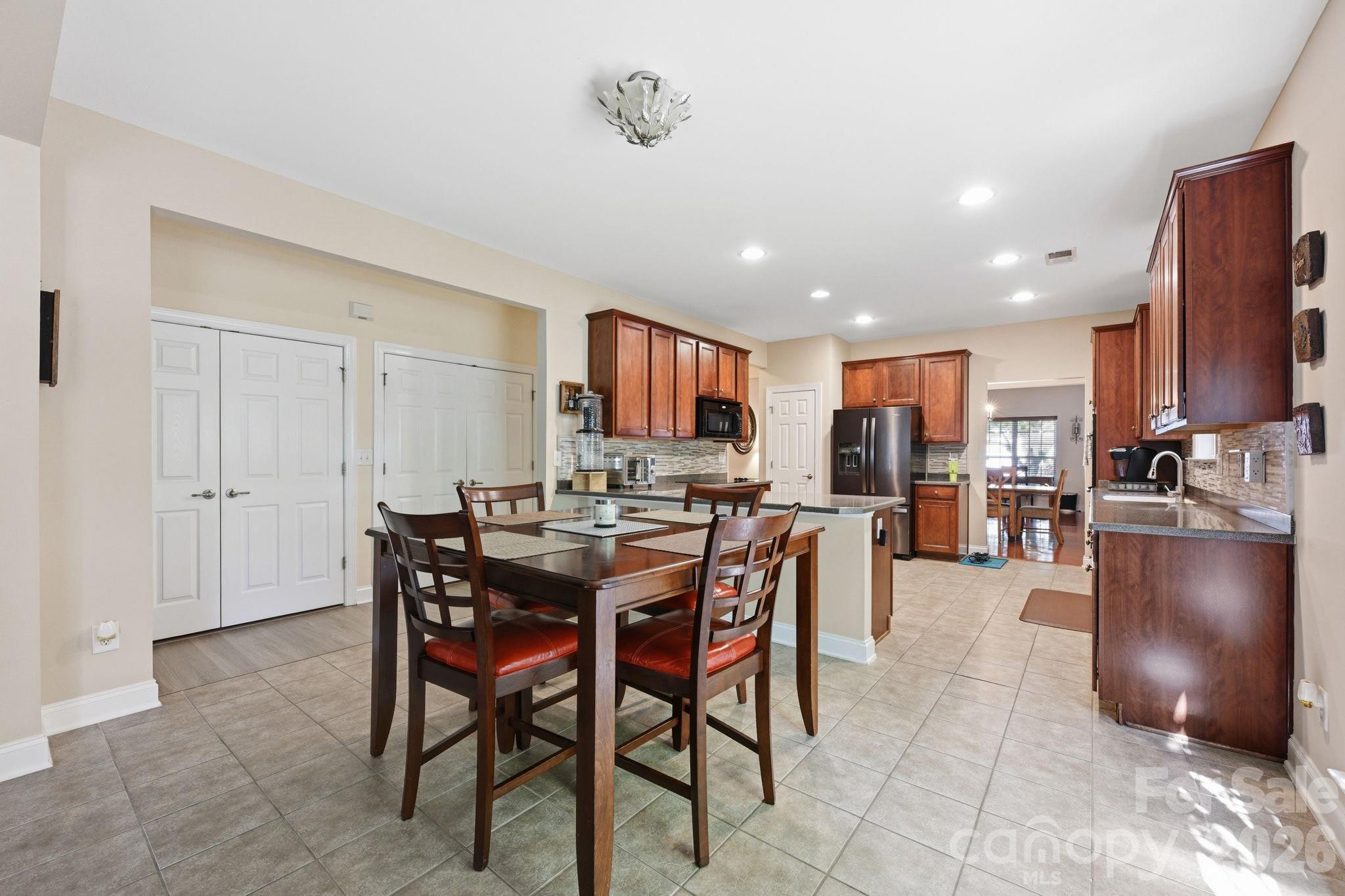 Highland Creek - Residential