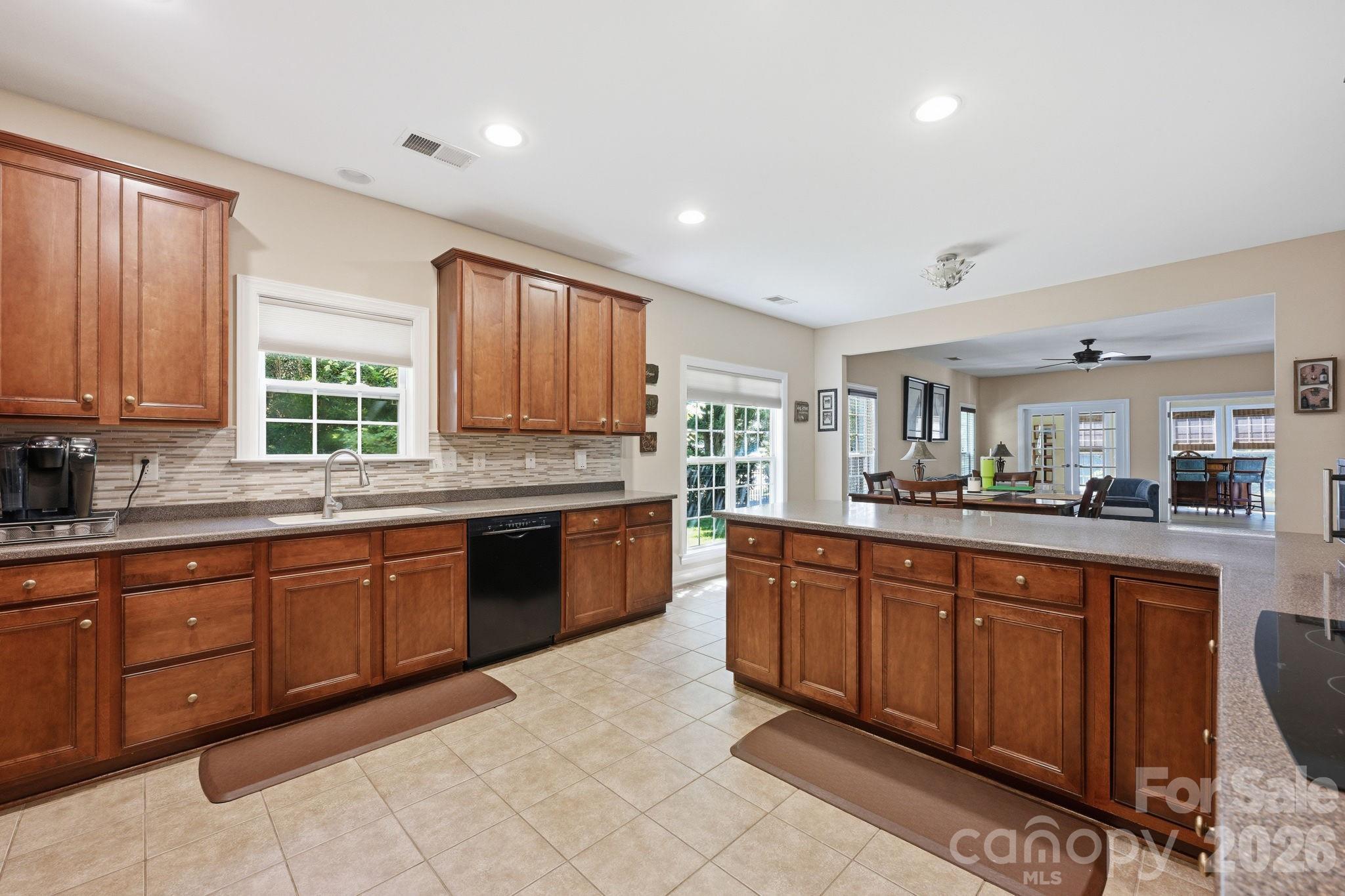Highland Creek - Residential