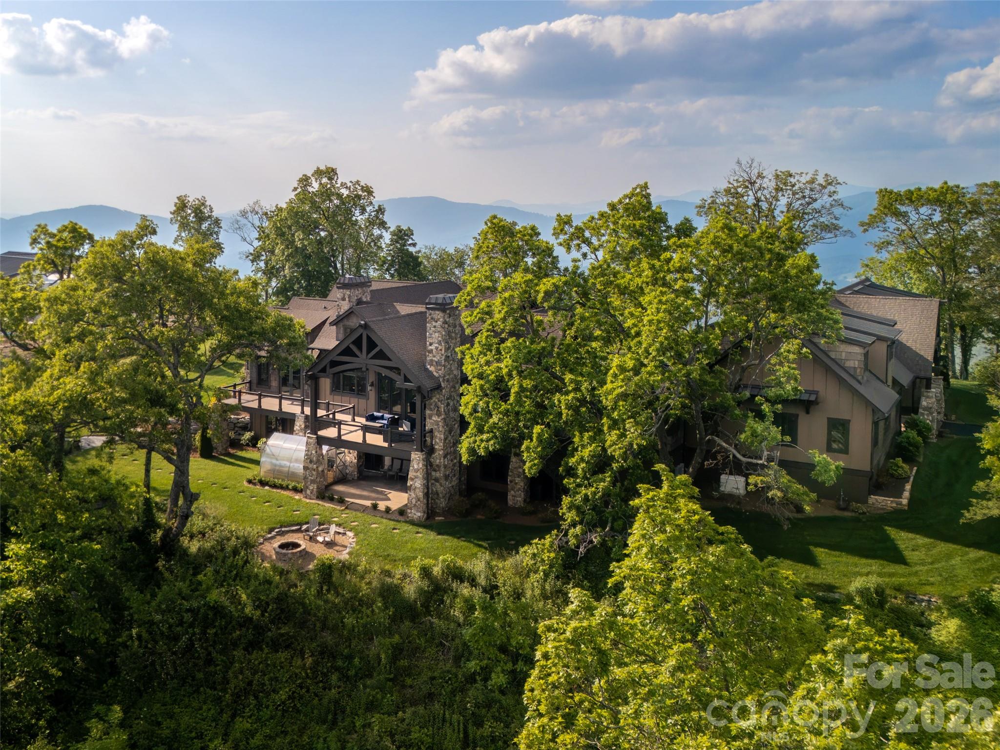 Grand Highlands at Bearwallow - Residential